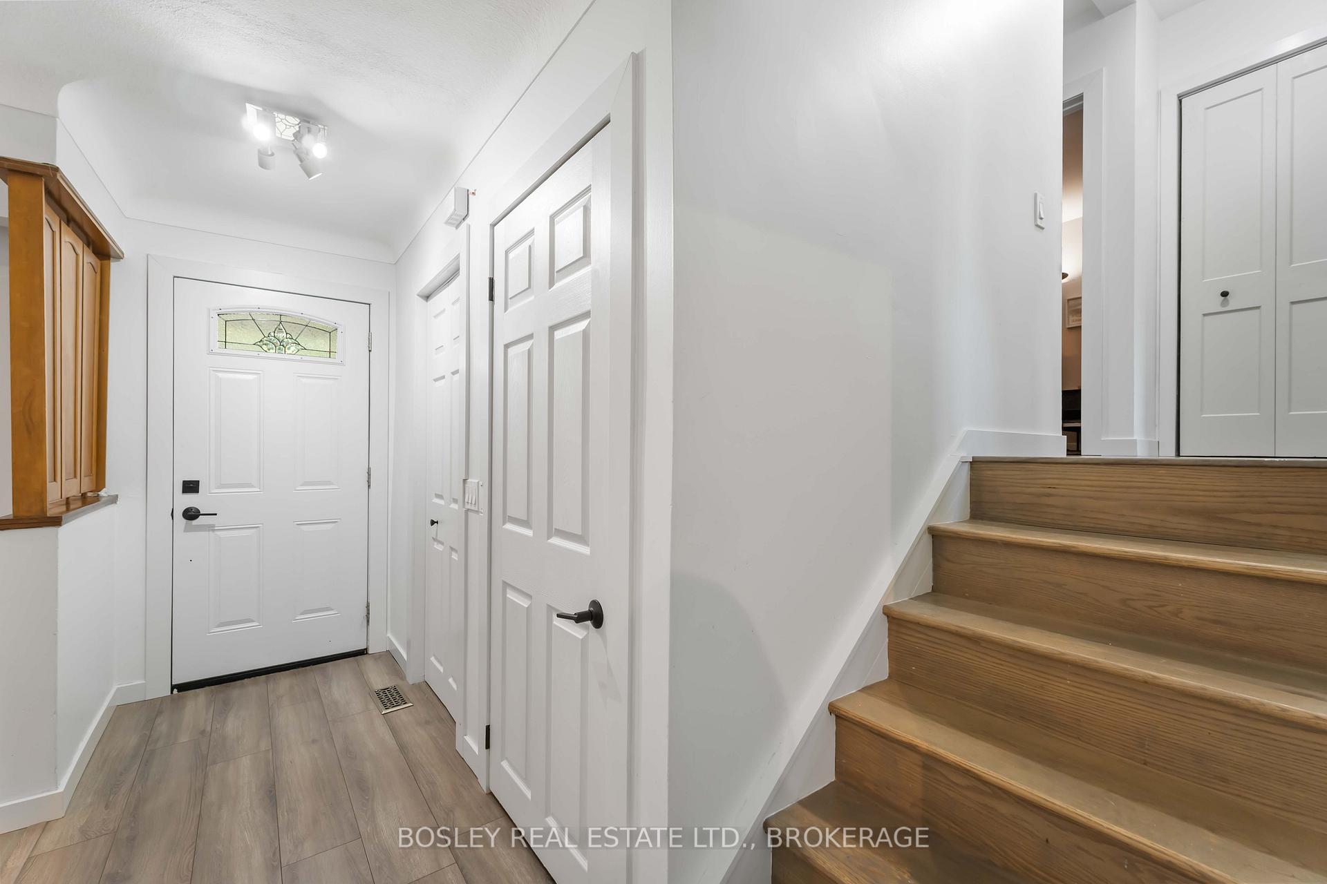 Photo 4 of 96 Windward Street, St. Catharines, Carlton/Bunting — HOMEH
