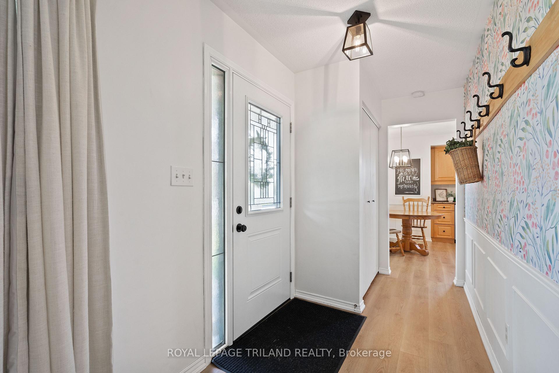Photo 6 of 126 Highview Drive, St. Thomas — HOMEH