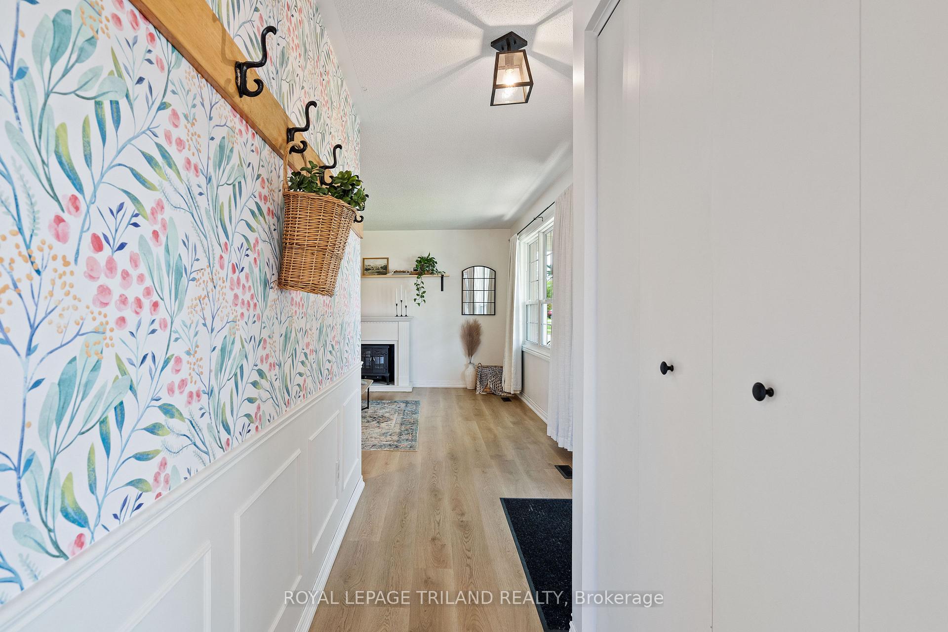 Photo 7 of 126 Highview Drive, St. Thomas — HOMEH