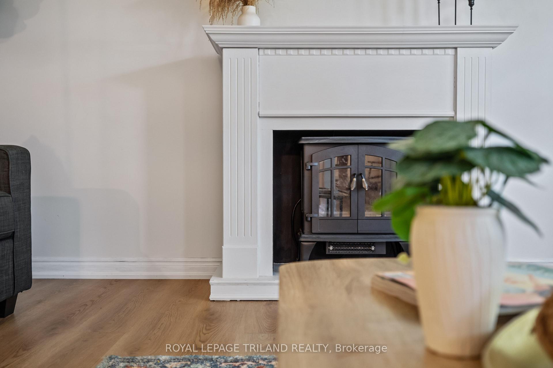 Photo 10 of 126 Highview Drive, St. Thomas — HOMEH