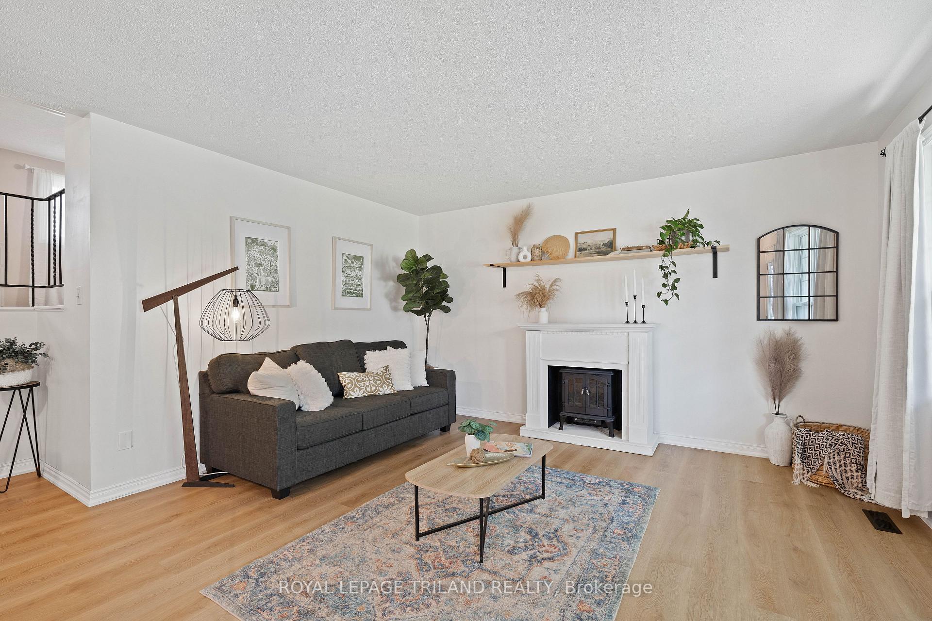 Photo 12 of 126 Highview Drive, St. Thomas — HOMEH