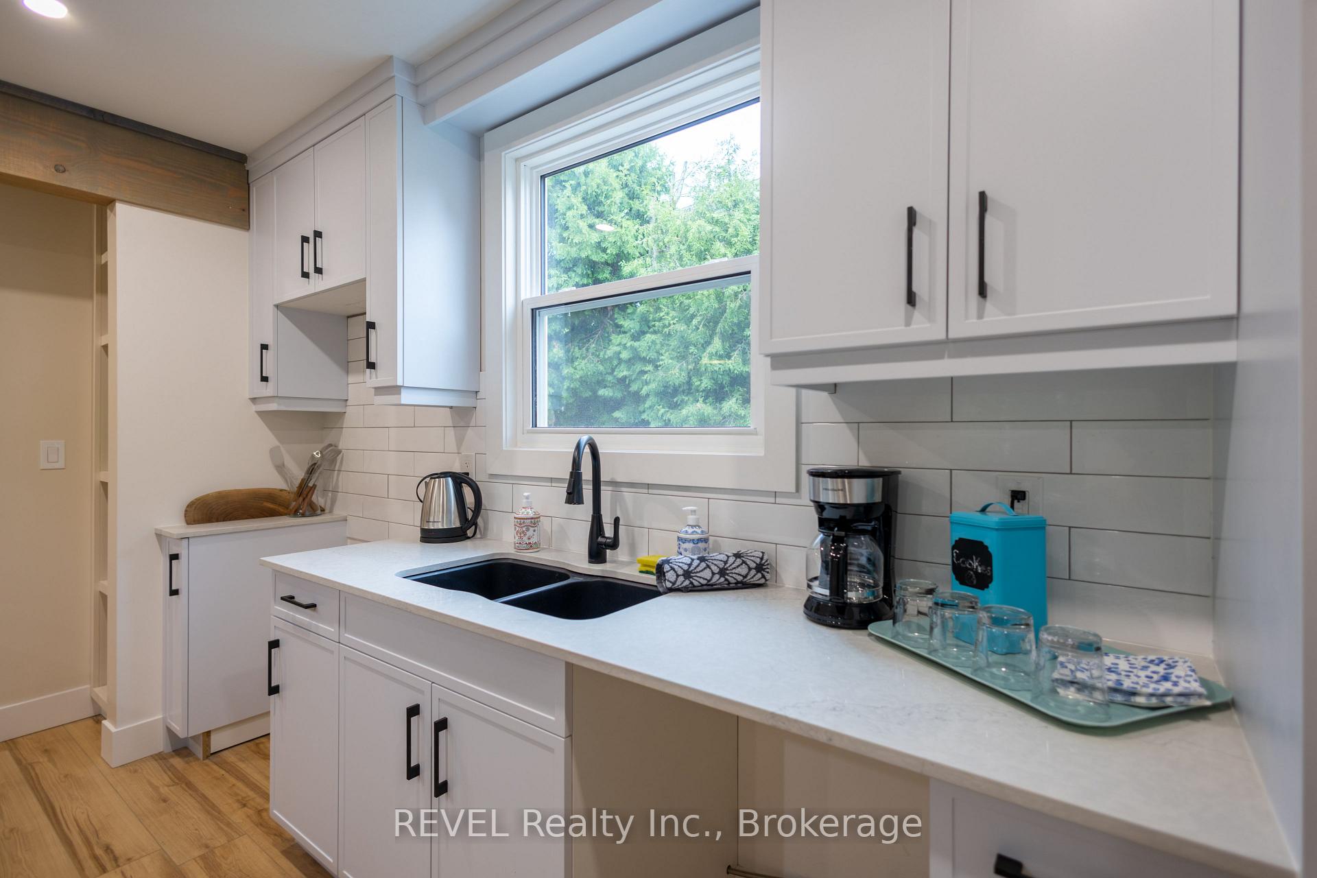 Photo 20 of 52 Albert Street, St. Catharines, Downtown — HOMEH