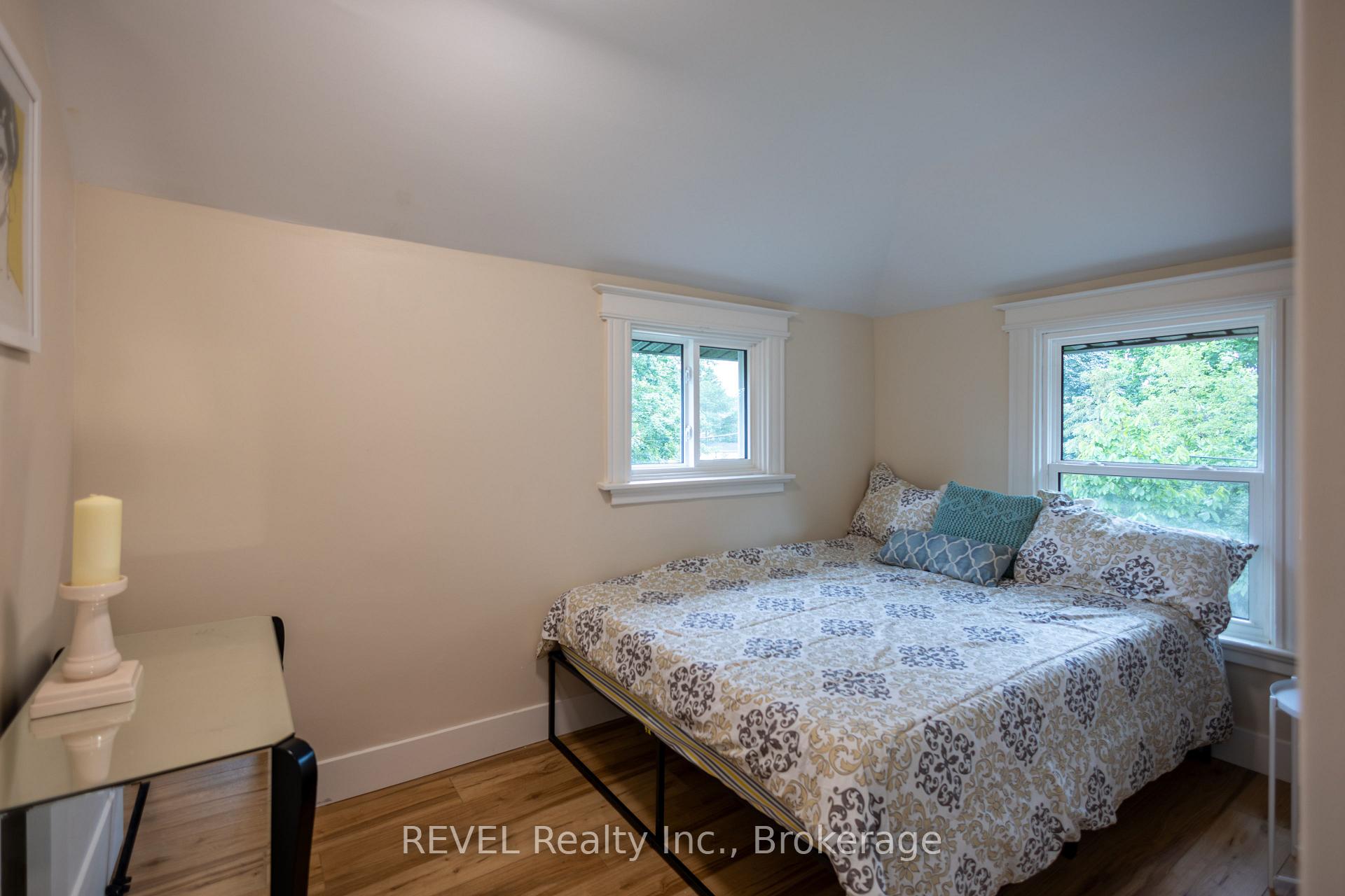 Photo 23 of 52 Albert Street, St. Catharines, Downtown — HOMEH