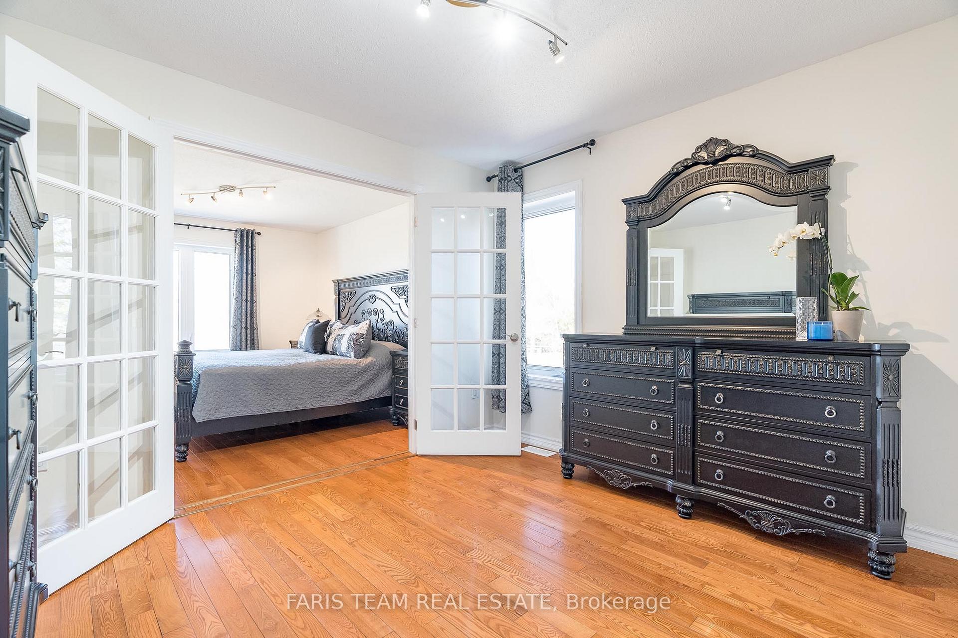 Photo 17 of 1032 Flos Road 4 E, Springwater, Phelpston — HOMEH