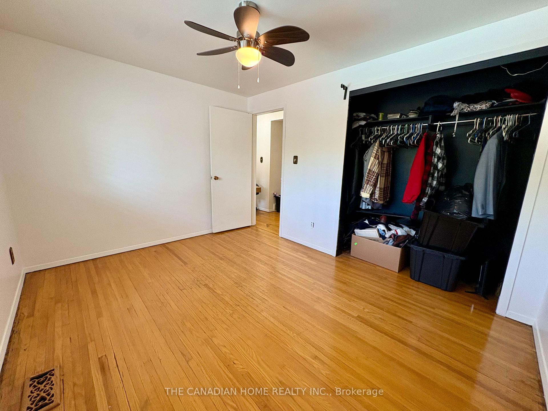 Photo 13 of 37 Viking Drive, St. Catharines, Bunting/Linwell — HOMEH
