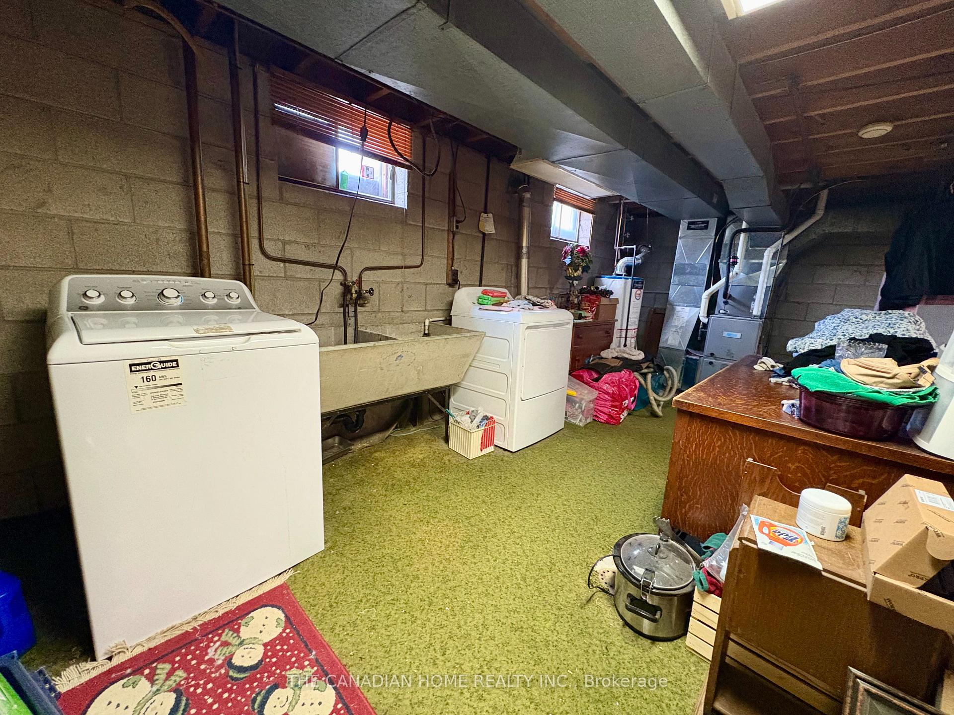 Photo 22 of 37 Viking Drive, St. Catharines, Bunting/Linwell — HOMEH