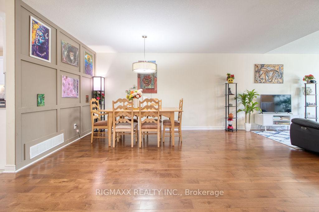 Photo 9 of 29 Ponsford Place, St. Thomas — HOMEH