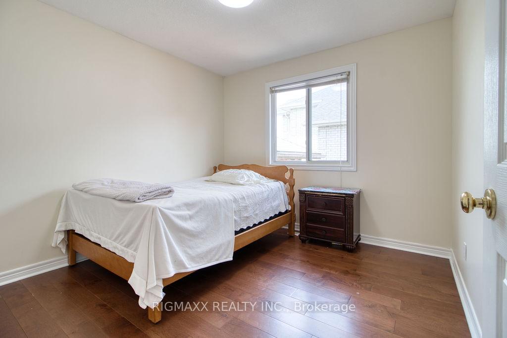 Photo 10 of 29 Ponsford Place, St. Thomas — HOMEH