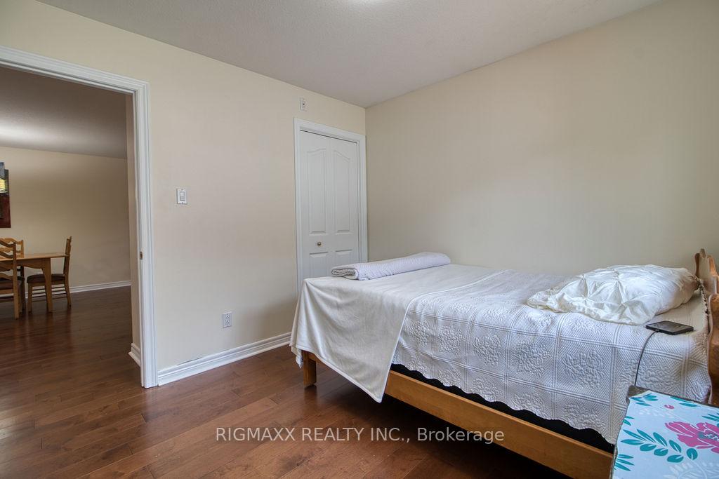 Photo 11 of 29 Ponsford Place, St. Thomas — HOMEH
