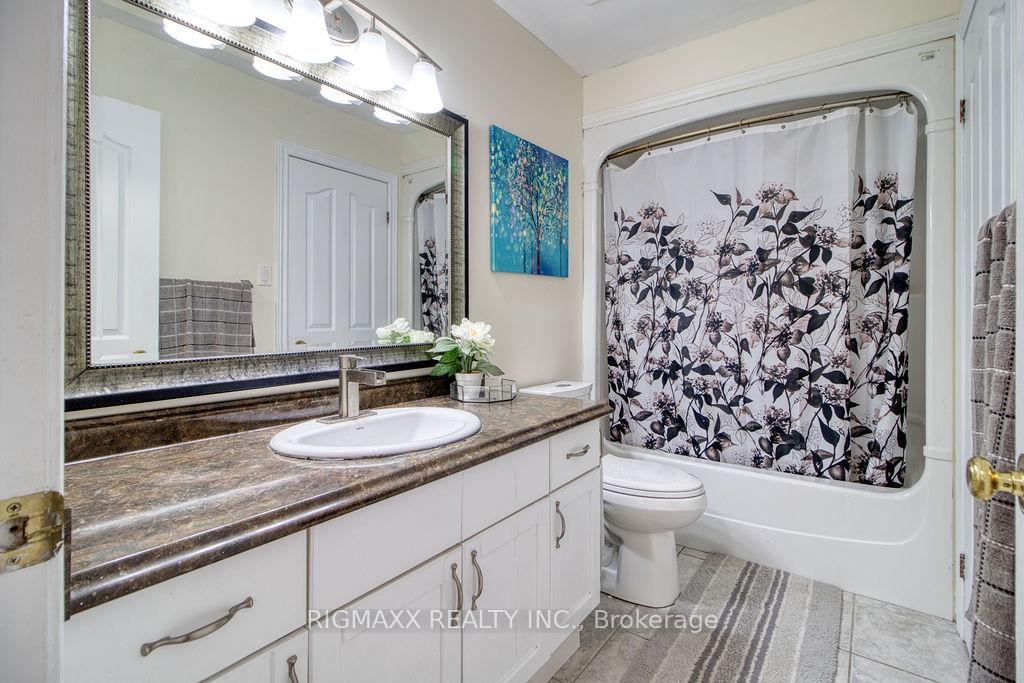 Photo 15 of 29 Ponsford Place, St. Thomas — HOMEH