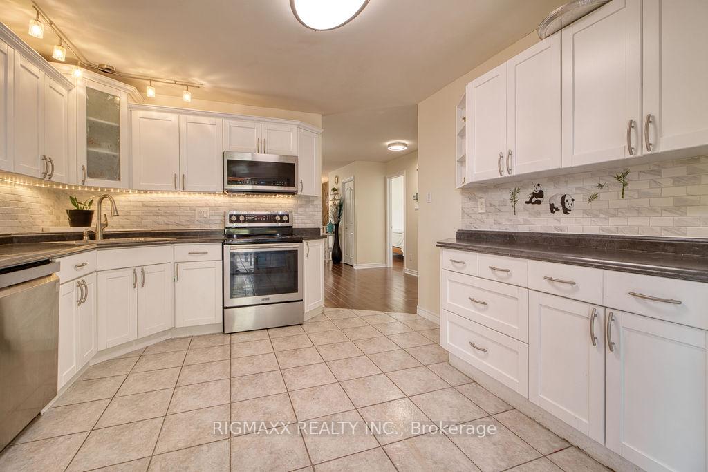 Photo 21 of 29 Ponsford Place, St. Thomas — HOMEH