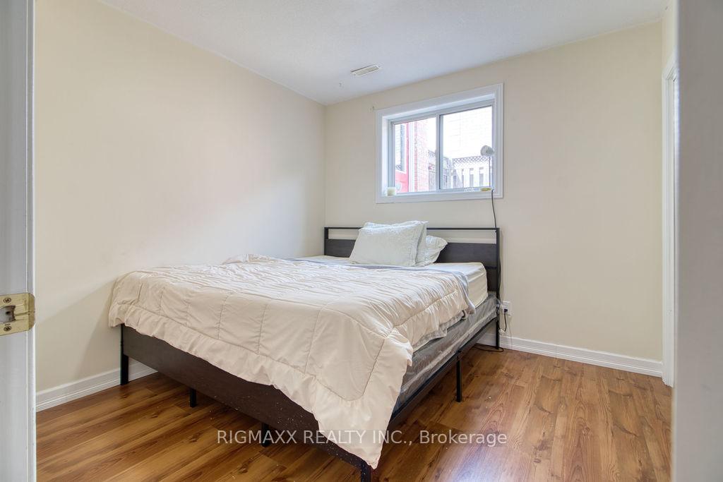 Photo 30 of 29 Ponsford Place, St. Thomas — HOMEH