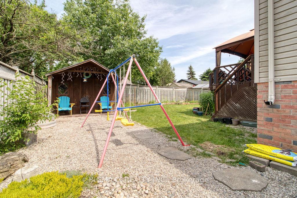 Photo 40 of 29 Ponsford Place, St. Thomas — HOMEH