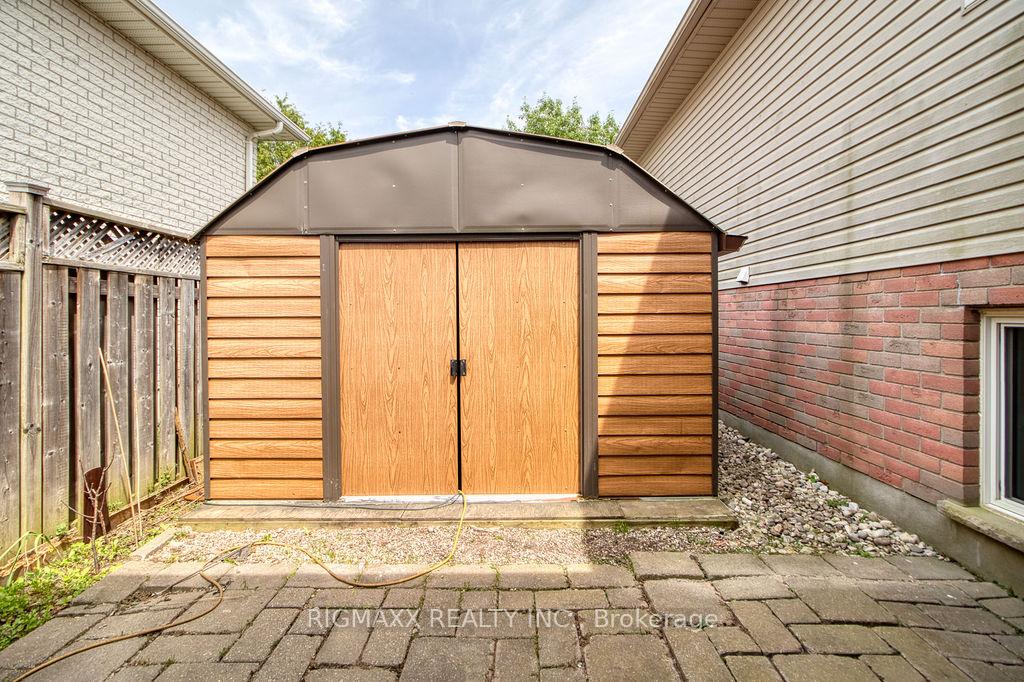 Photo 41 of 29 Ponsford Place, St. Thomas — HOMEH