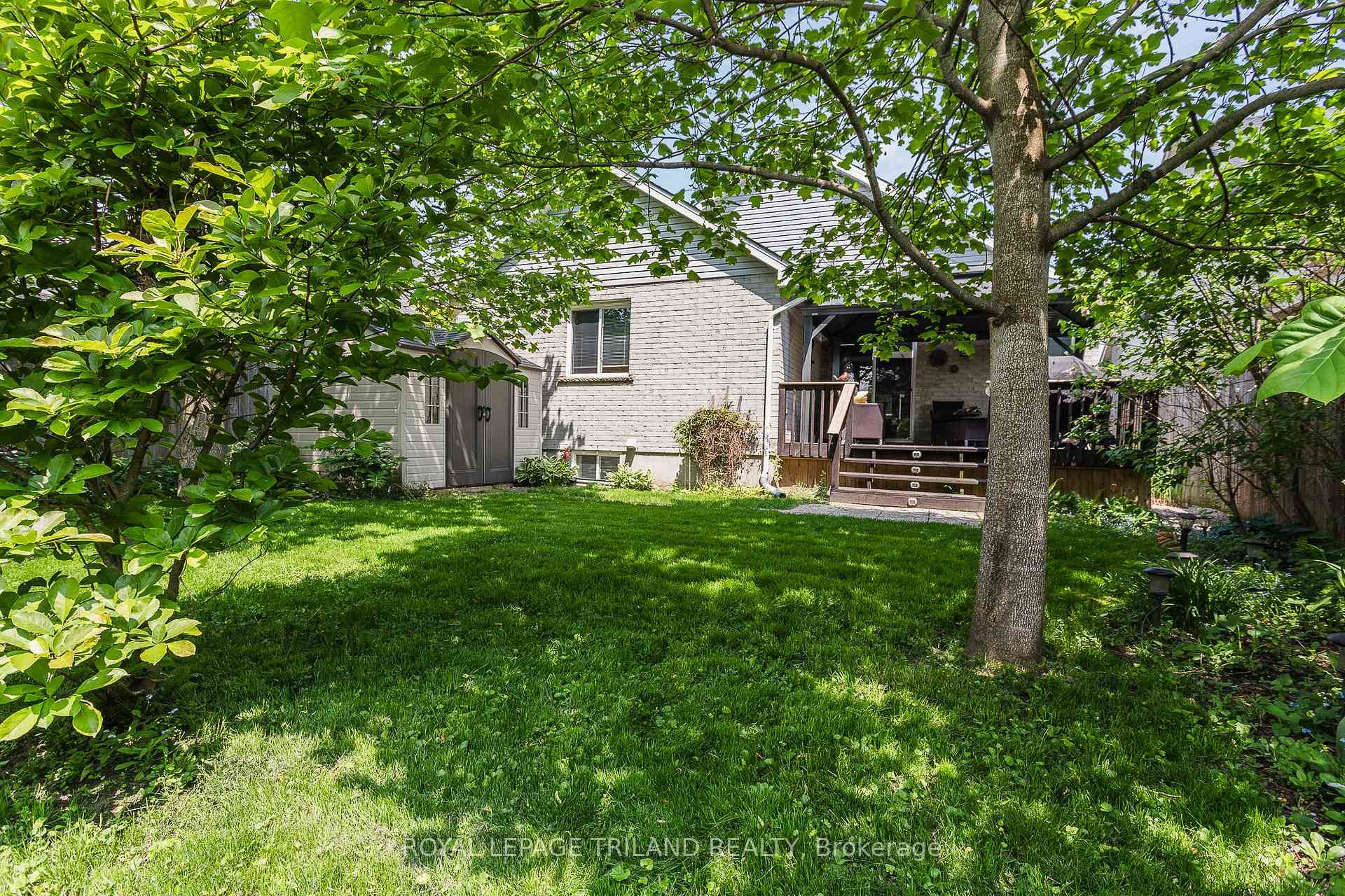 Photo 2 of 53 Augusta Crescent, St. Thomas — HOMEH
