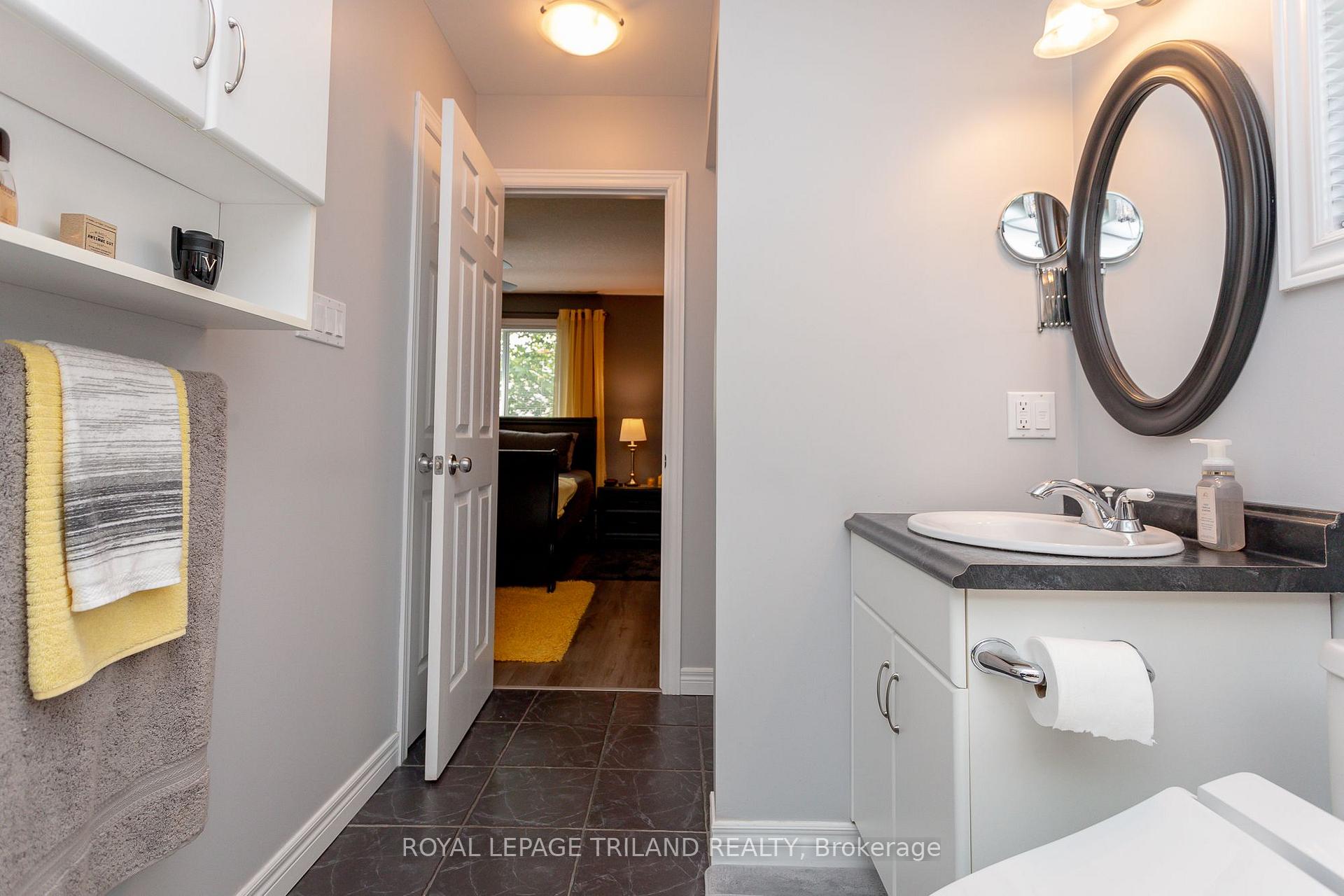 Photo 22 of 53 Augusta Crescent, St. Thomas — HOMEH