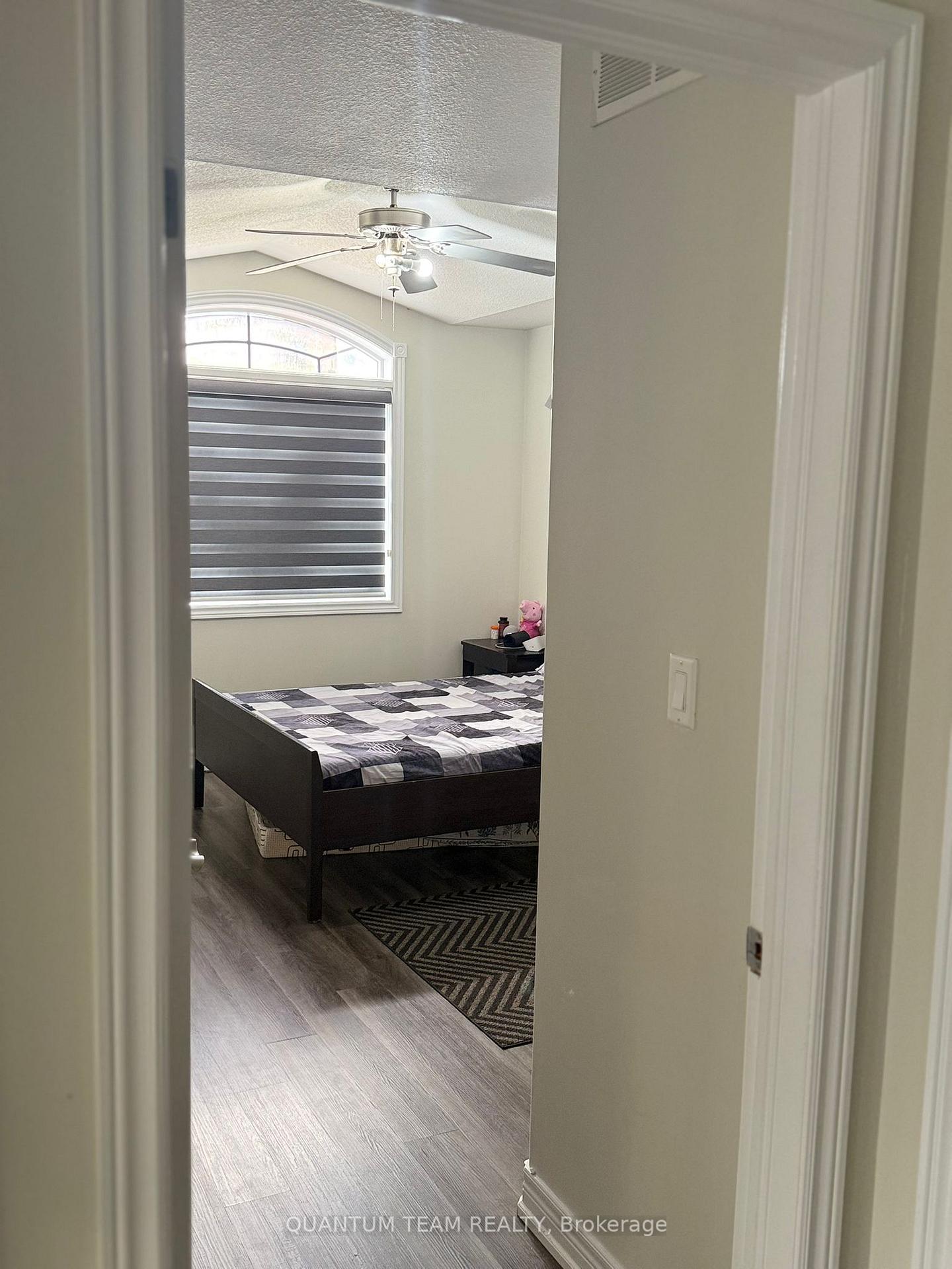 Photo 15 of Unit Upper Level, 4 C Dixie Road, St. Catharines, Fairview — HOMEH