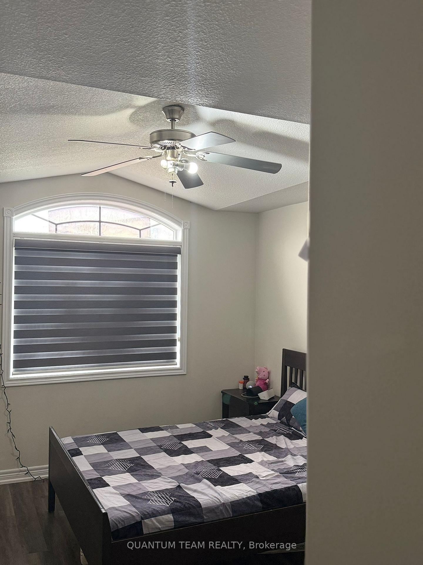 Photo 16 of Unit Upper Level, 4 C Dixie Road, St. Catharines, Fairview — HOMEH