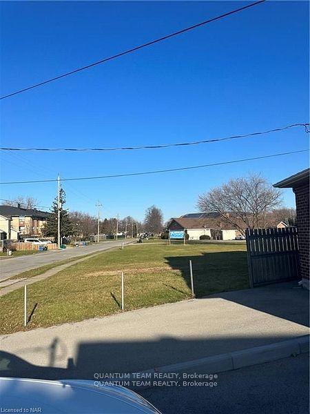 Photo 28 of Unit Upper Level, 4 C Dixie Road, St. Catharines, Fairview — HOMEH
