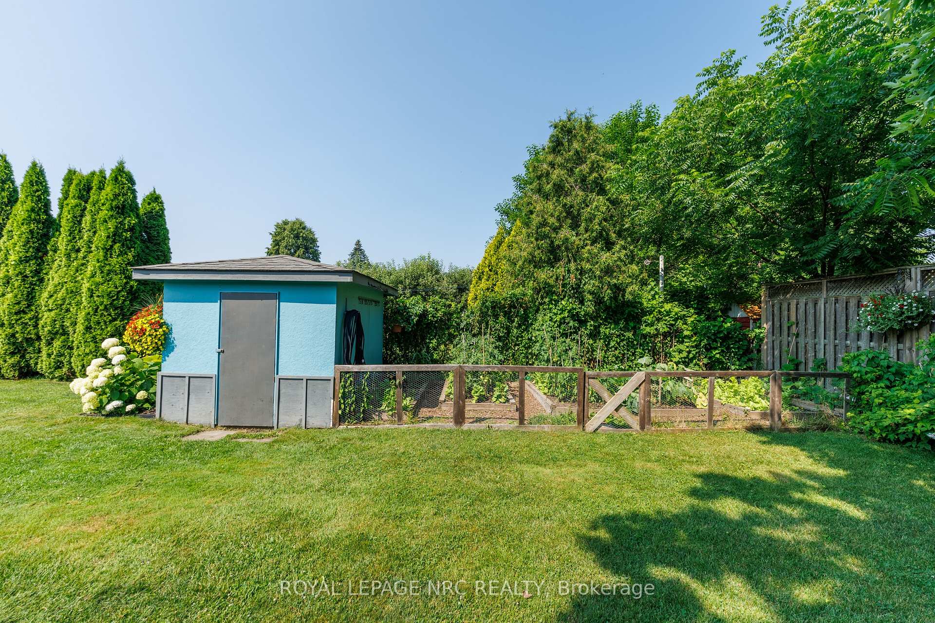 Photo 8 of 11 Stephen Street, St. Catharines, Lakeport — HOMEH