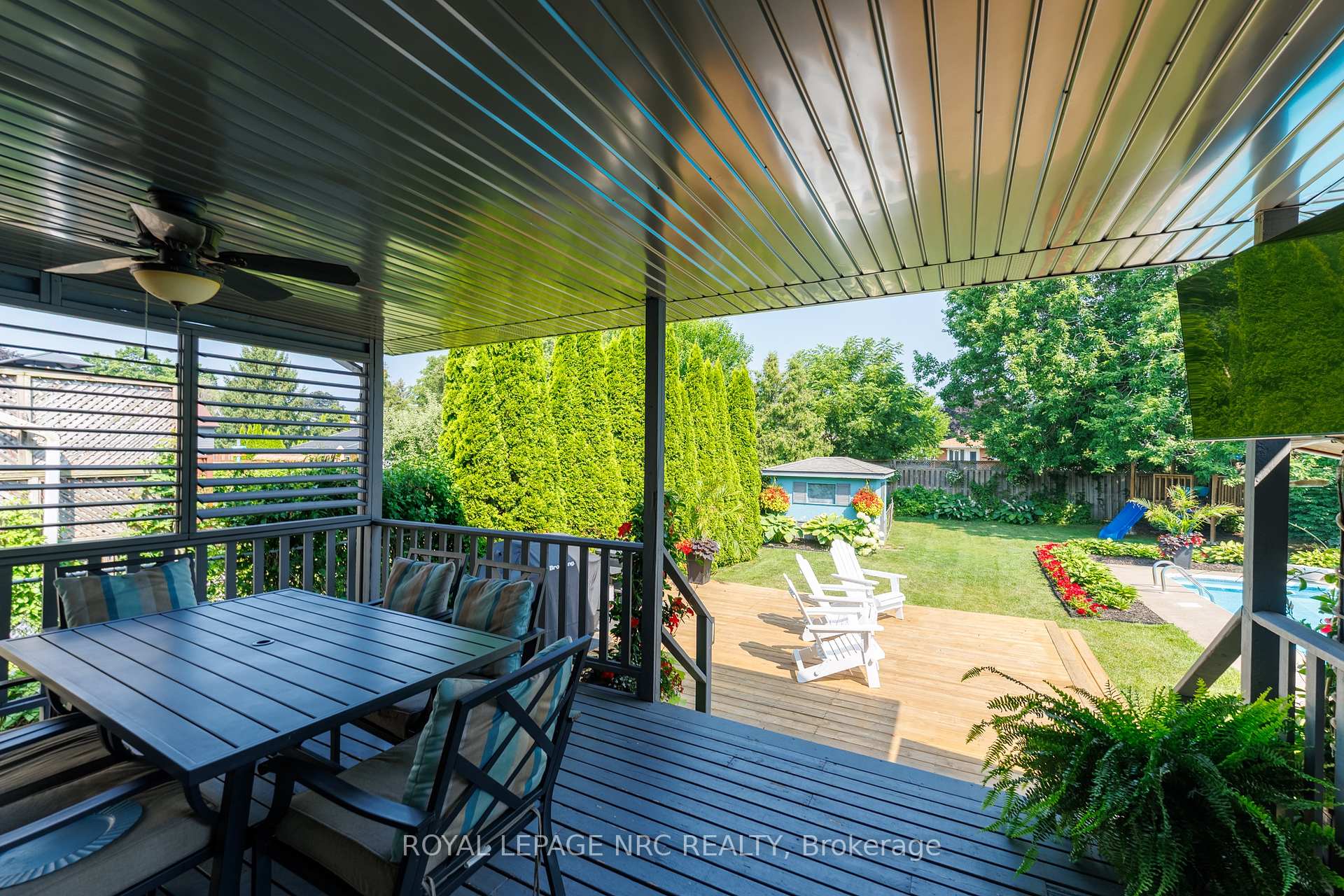 Photo 12 of 11 Stephen Street, St. Catharines, Lakeport — HOMEH