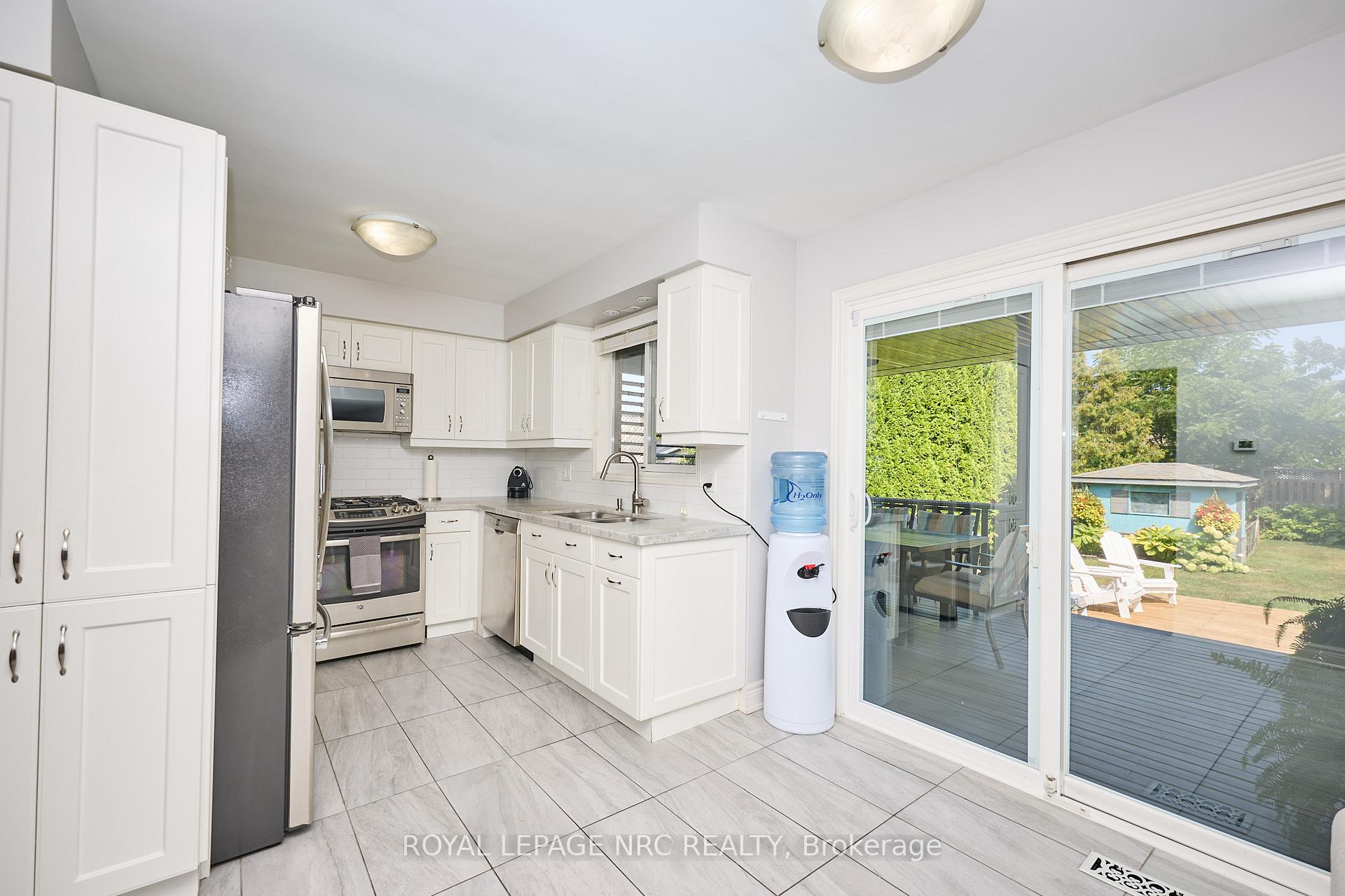 Photo 26 of 11 Stephen Street, St. Catharines, Lakeport — HOMEH