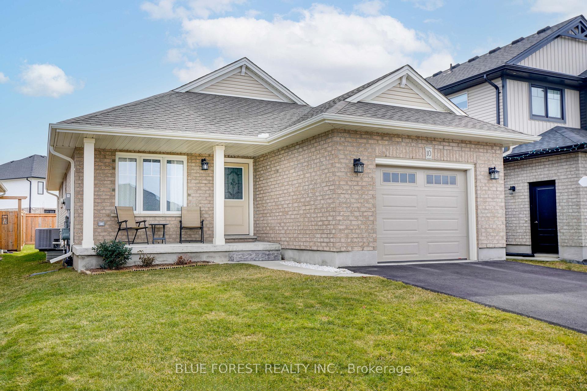 Photo 1 of 10 Auburn Drive, St. Thomas — HOMEH
