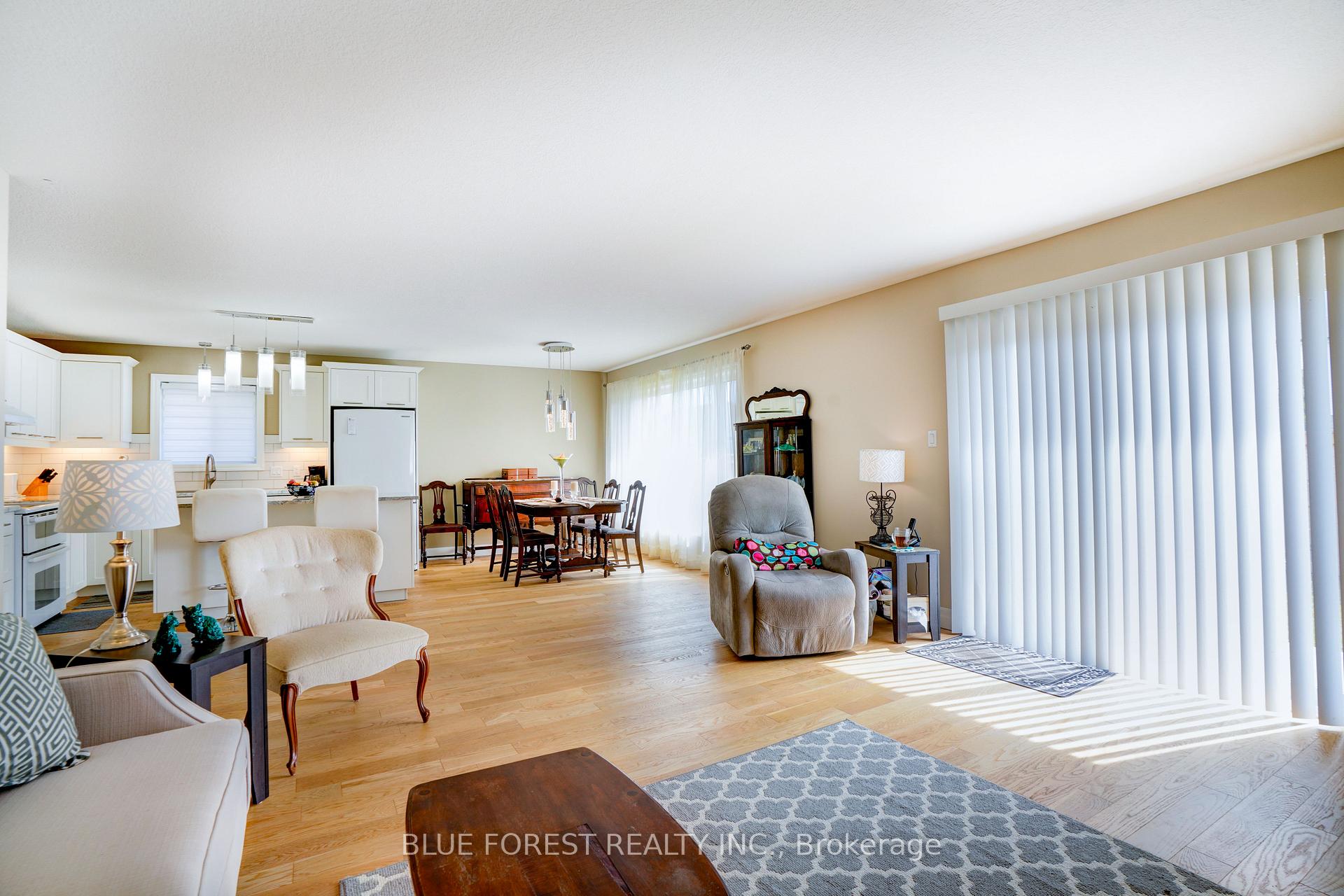 Photo 10 of 10 Auburn Drive, St. Thomas — HOMEH