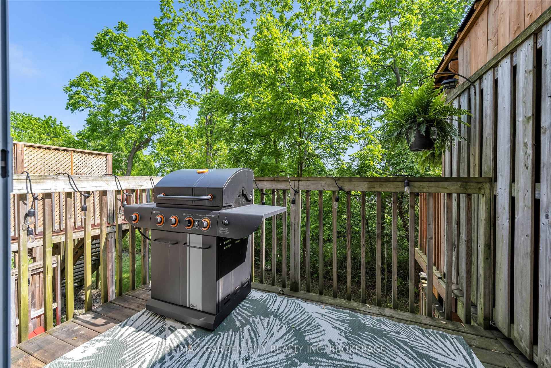 Photo 12 of 12 Chloe Street, St. Catharines, E. Chester — HOMEH