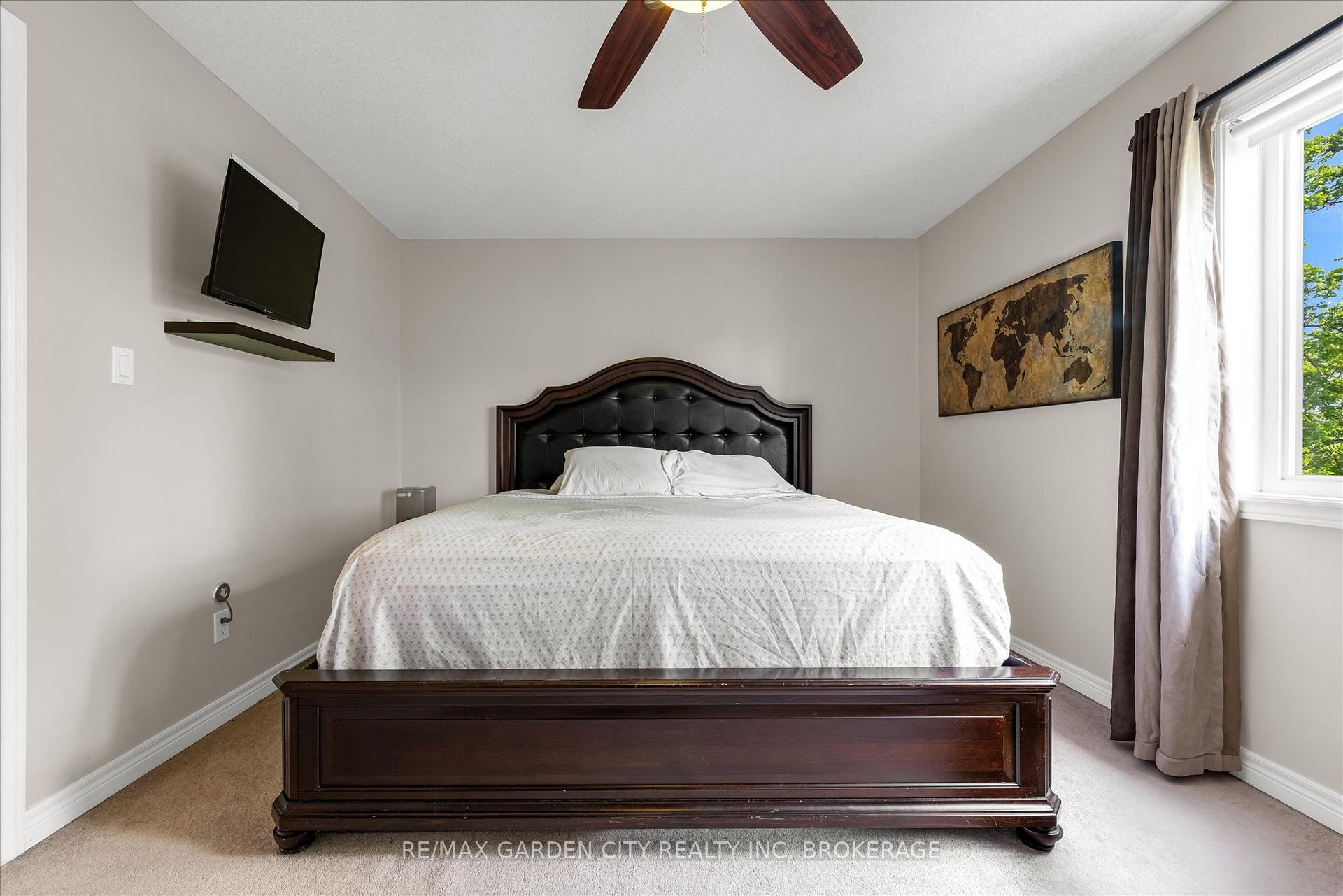 Photo 13 of 12 Chloe Street, St. Catharines, E. Chester — HOMEH
