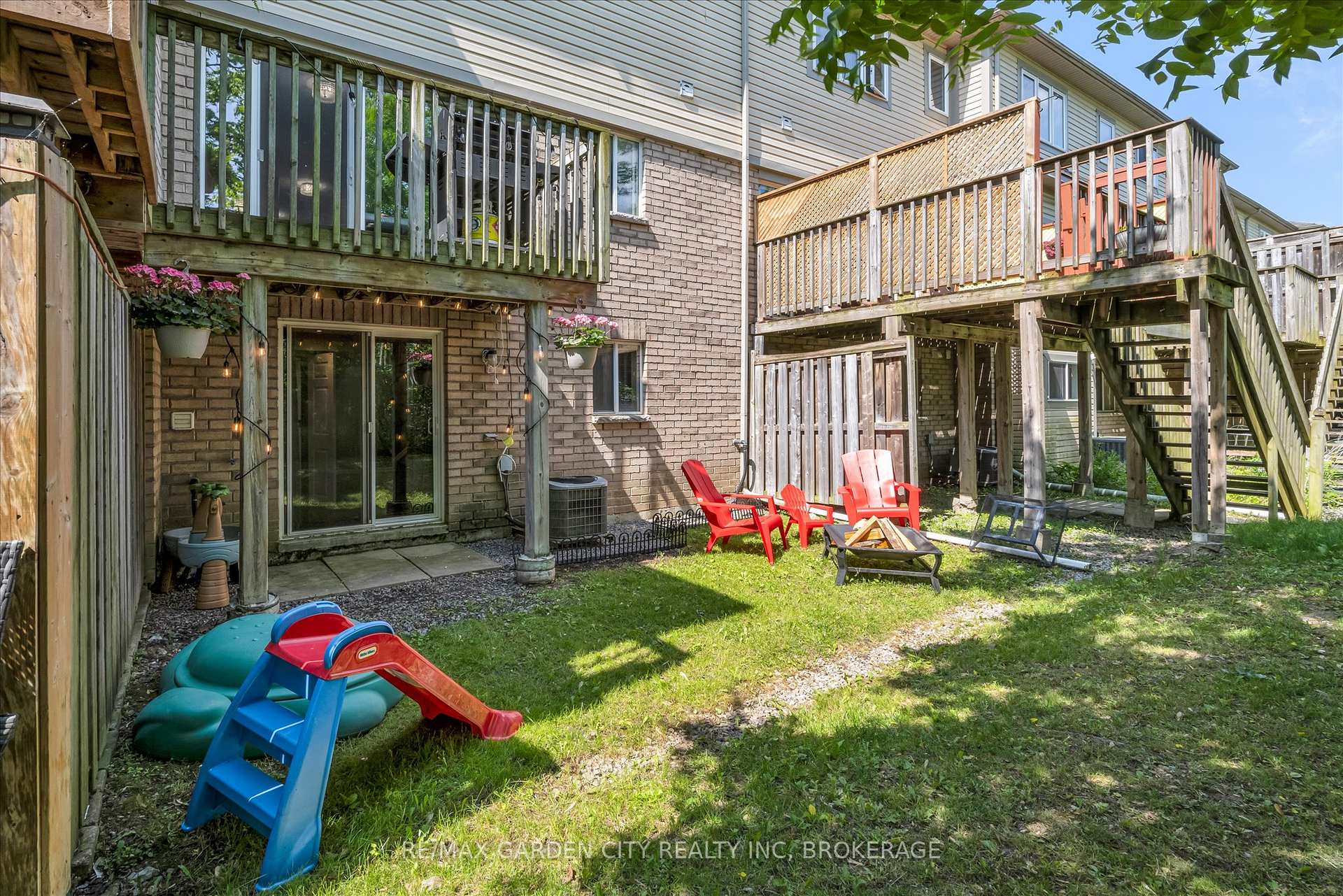 Photo 27 of 12 Chloe Street, St. Catharines, E. Chester — HOMEH