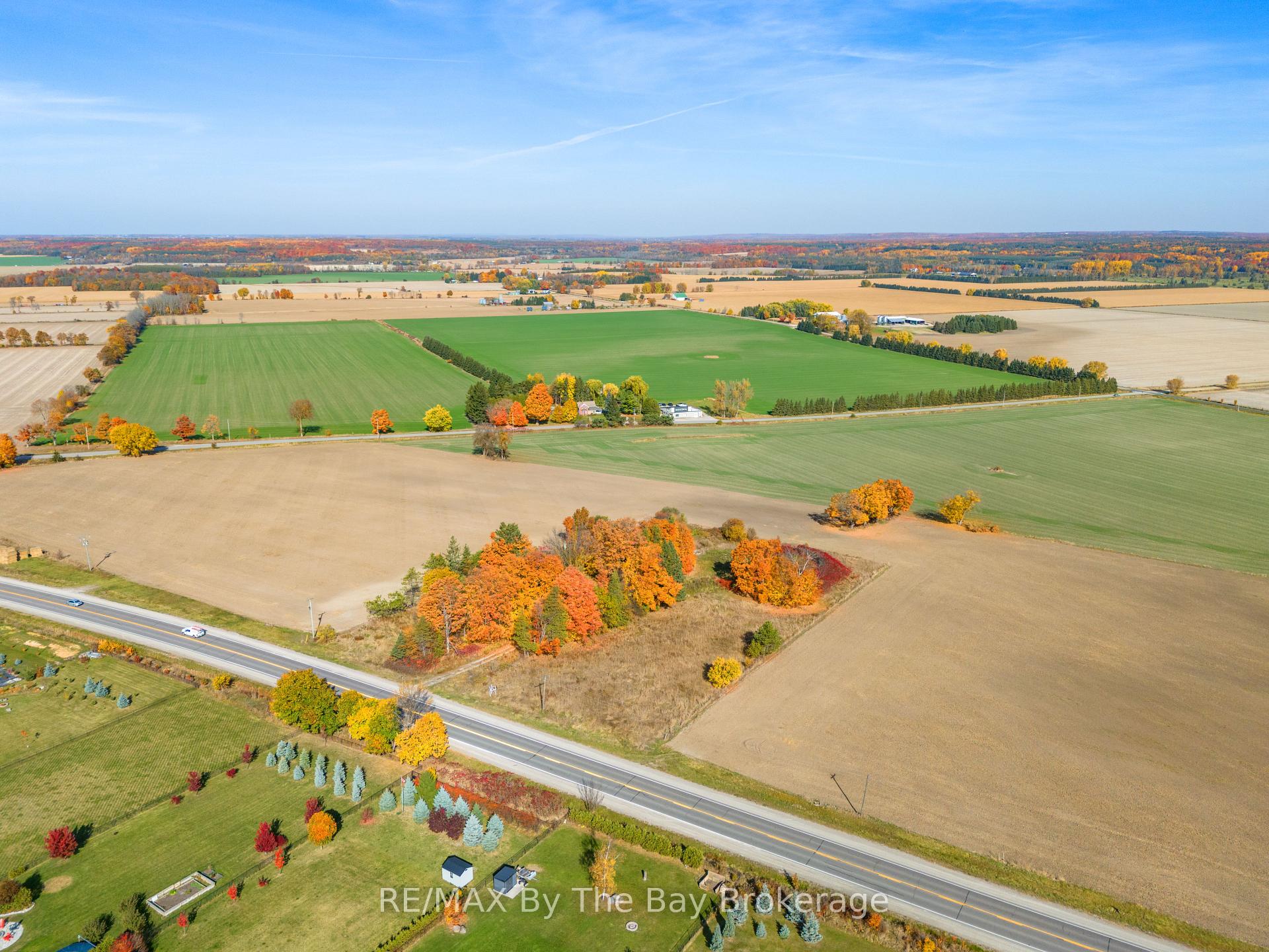 Photo 12 of 2500 Highway 26, Springwater, Rural Springwater — HOMEH