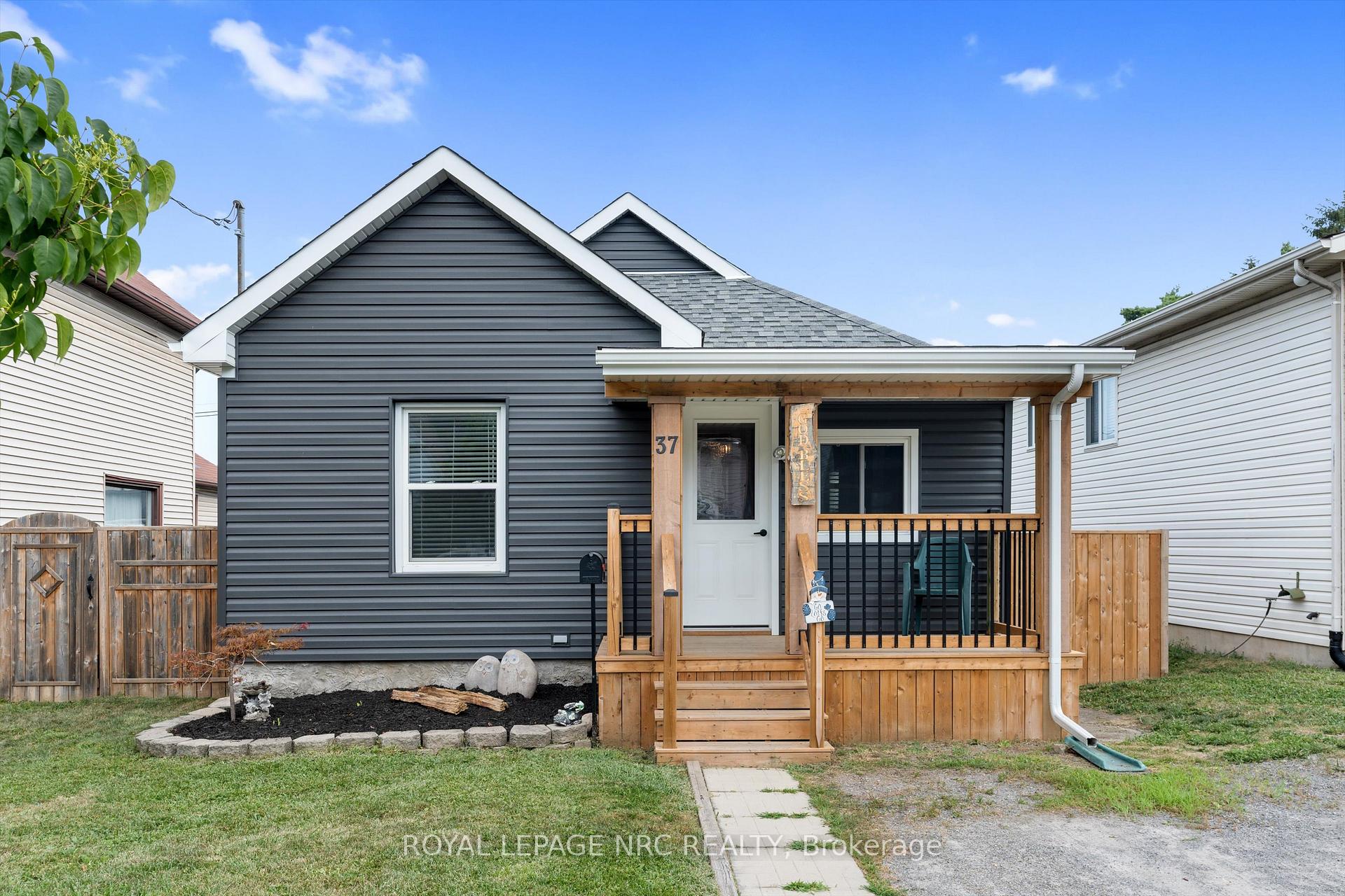 Photo 1 of 37 Almond Street, St. Catharines, Secord Woods — HOMEH
