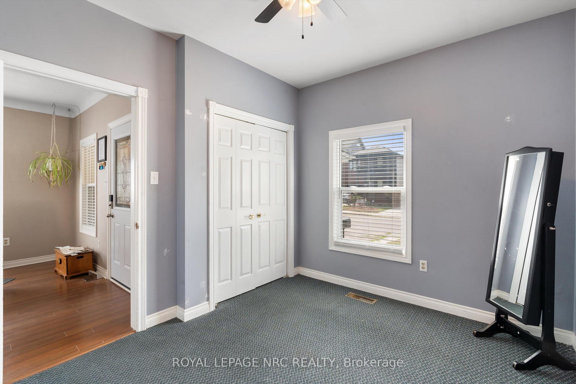 Photo 17 of 37 Almond Street, St. Catharines, Secord Woods — HOMEH