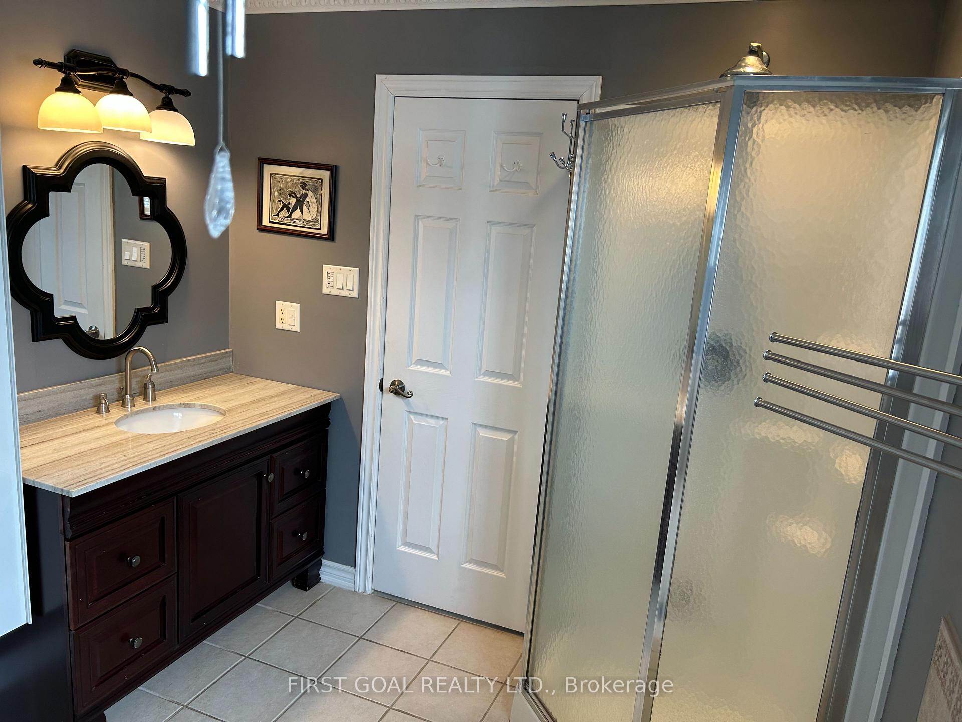 Photo 13 of 4 Mcdougall Court, Springwater, Minesing — HOMEH