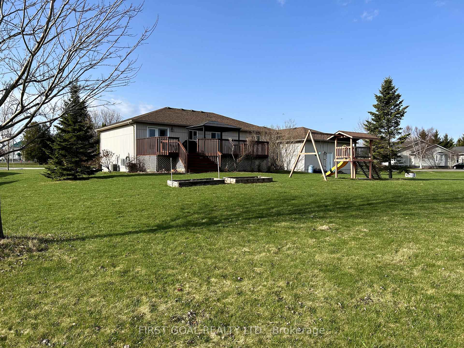 Photo 20 of 4 Mcdougall Court, Springwater, Minesing — HOMEH