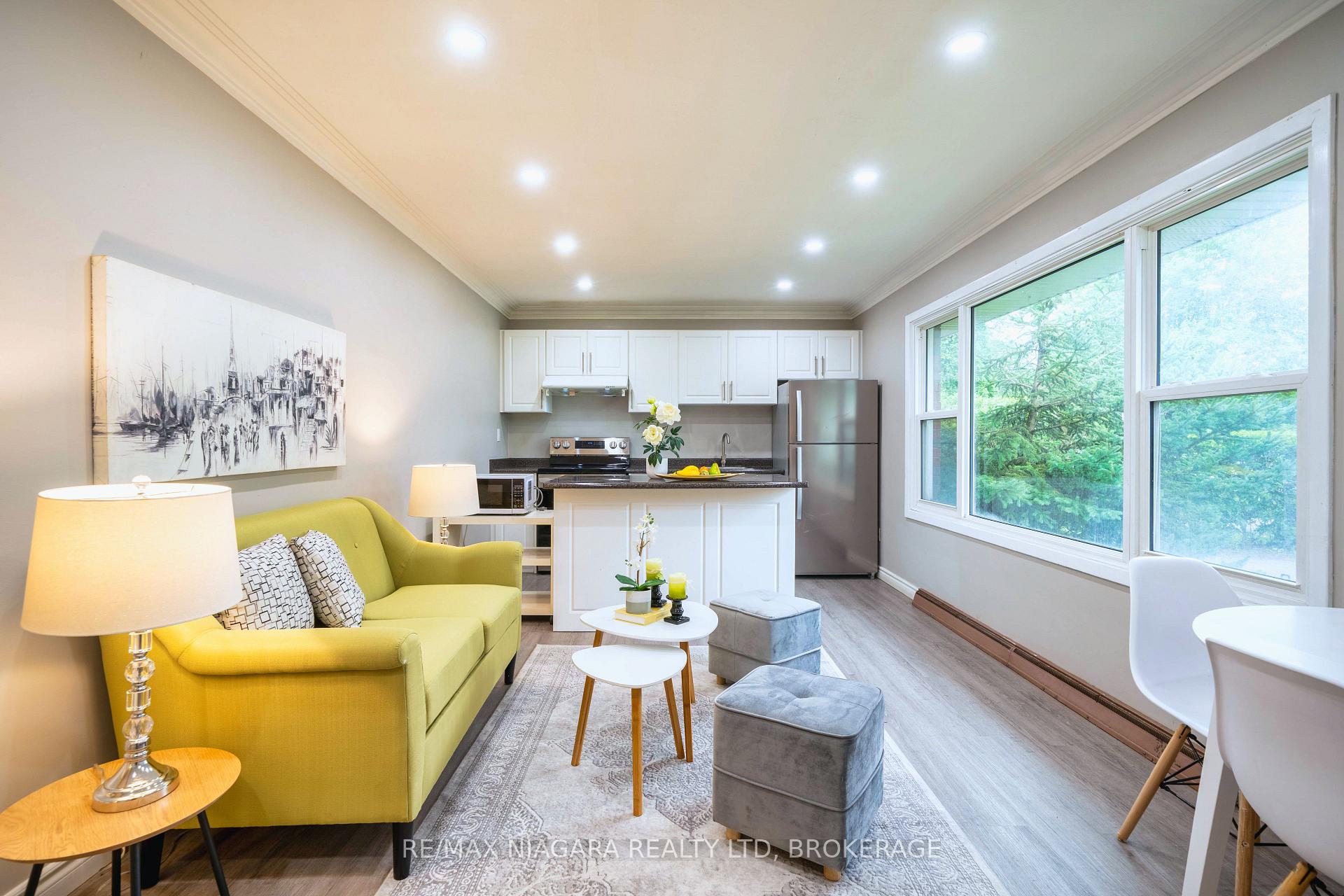 Photo 6 of 369 Glenridge Avenue, St. Catharines, Glendale/Glenridge — HOMEH