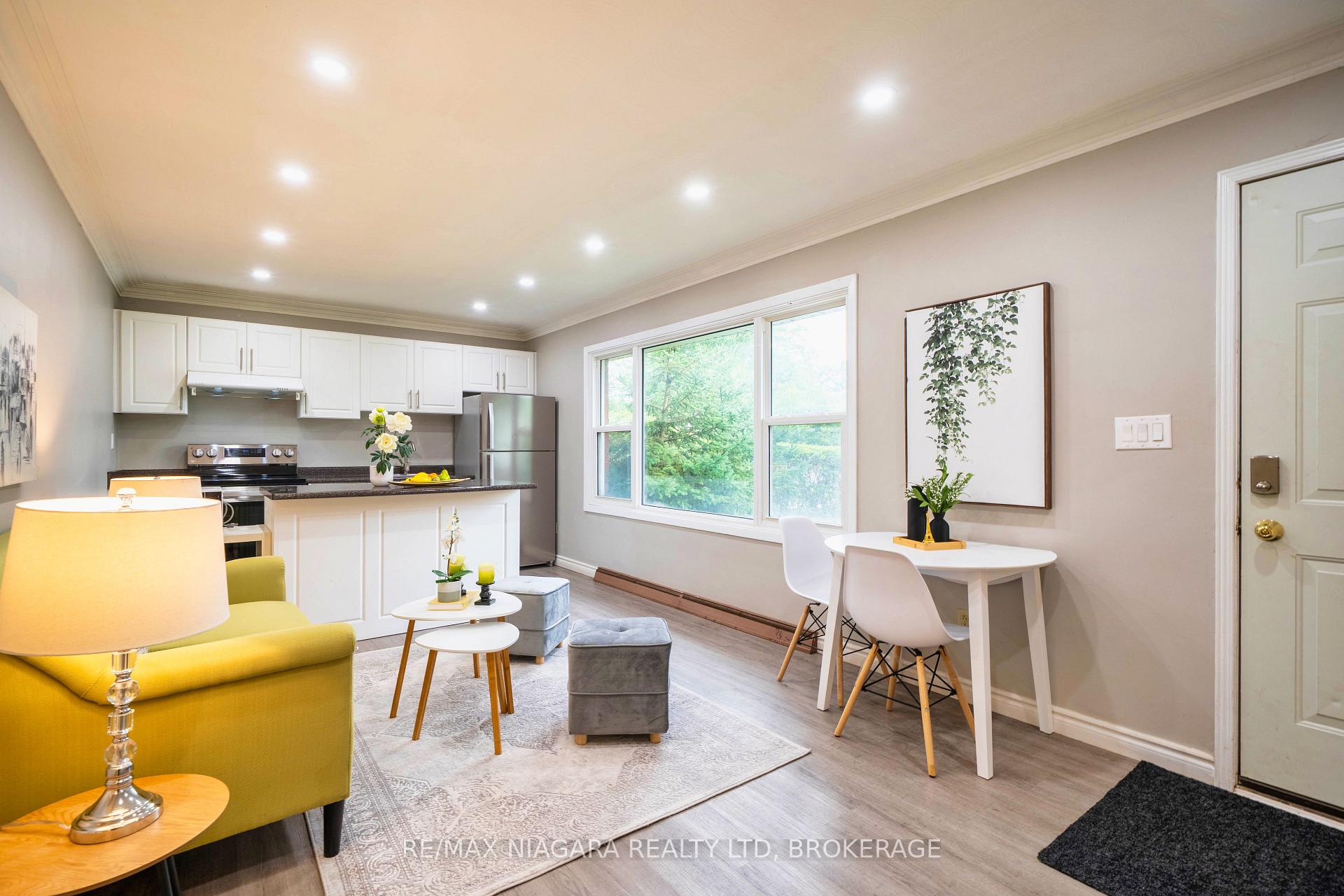 Photo 7 of 369 Glenridge Avenue, St. Catharines, Glendale/Glenridge — HOMEH
