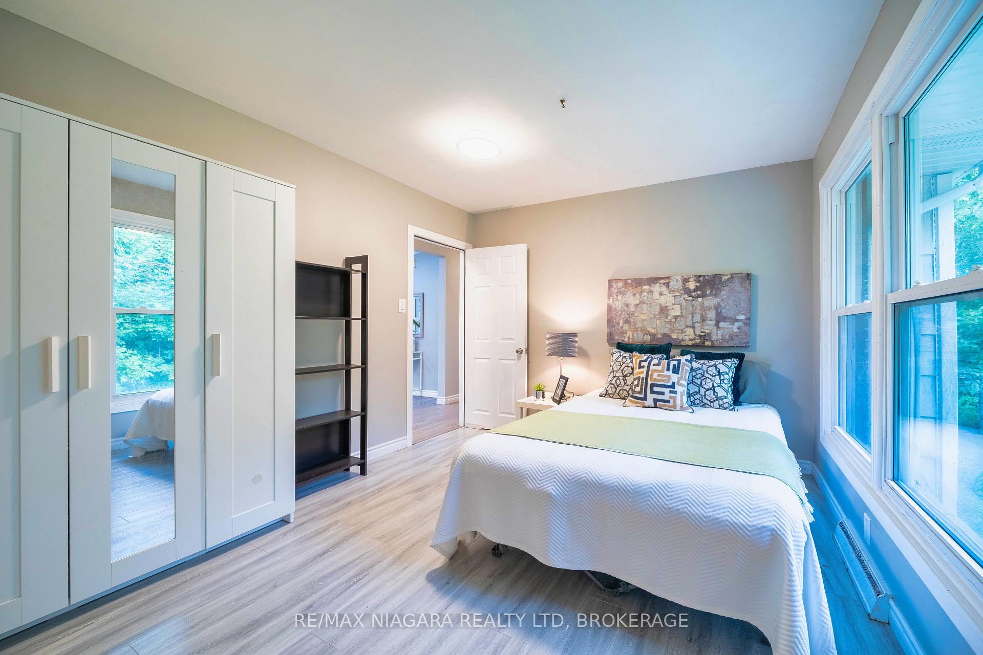 Photo 17 of 369 Glenridge Avenue, St. Catharines, Glendale/Glenridge — HOMEH