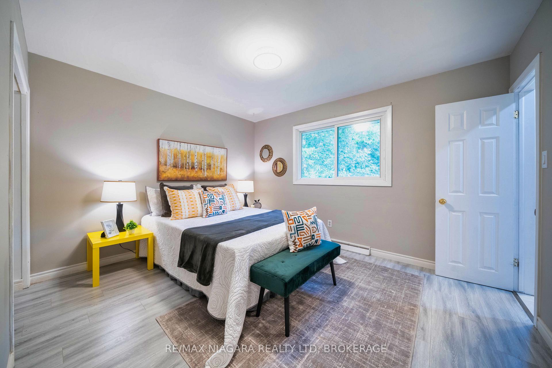 Photo 20 of 369 Glenridge Avenue, St. Catharines, Glendale/Glenridge — HOMEH
