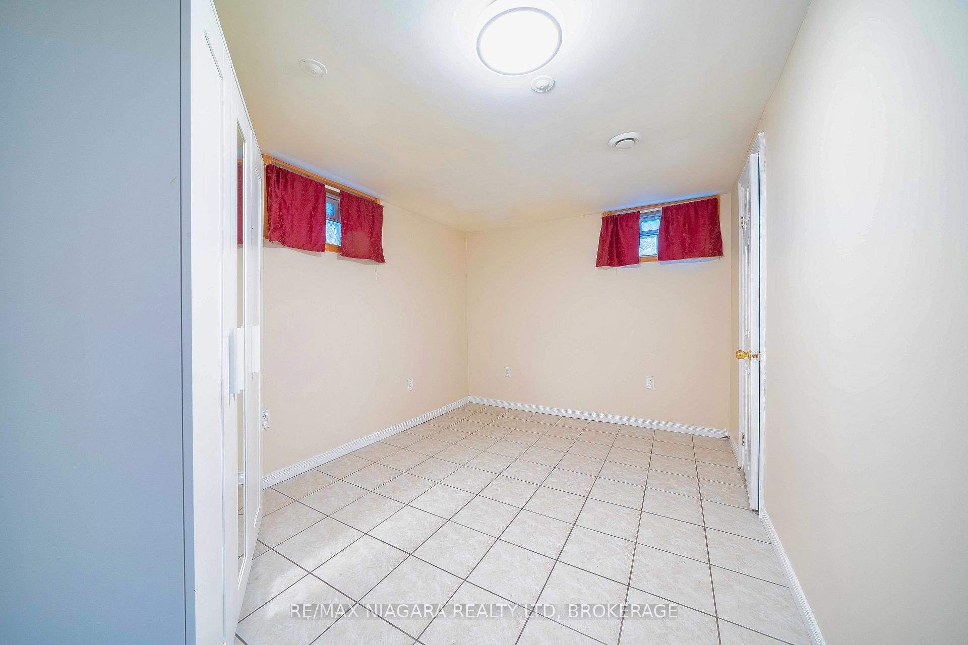 Photo 34 of 369 Glenridge Avenue, St. Catharines, Glendale/Glenridge — HOMEH