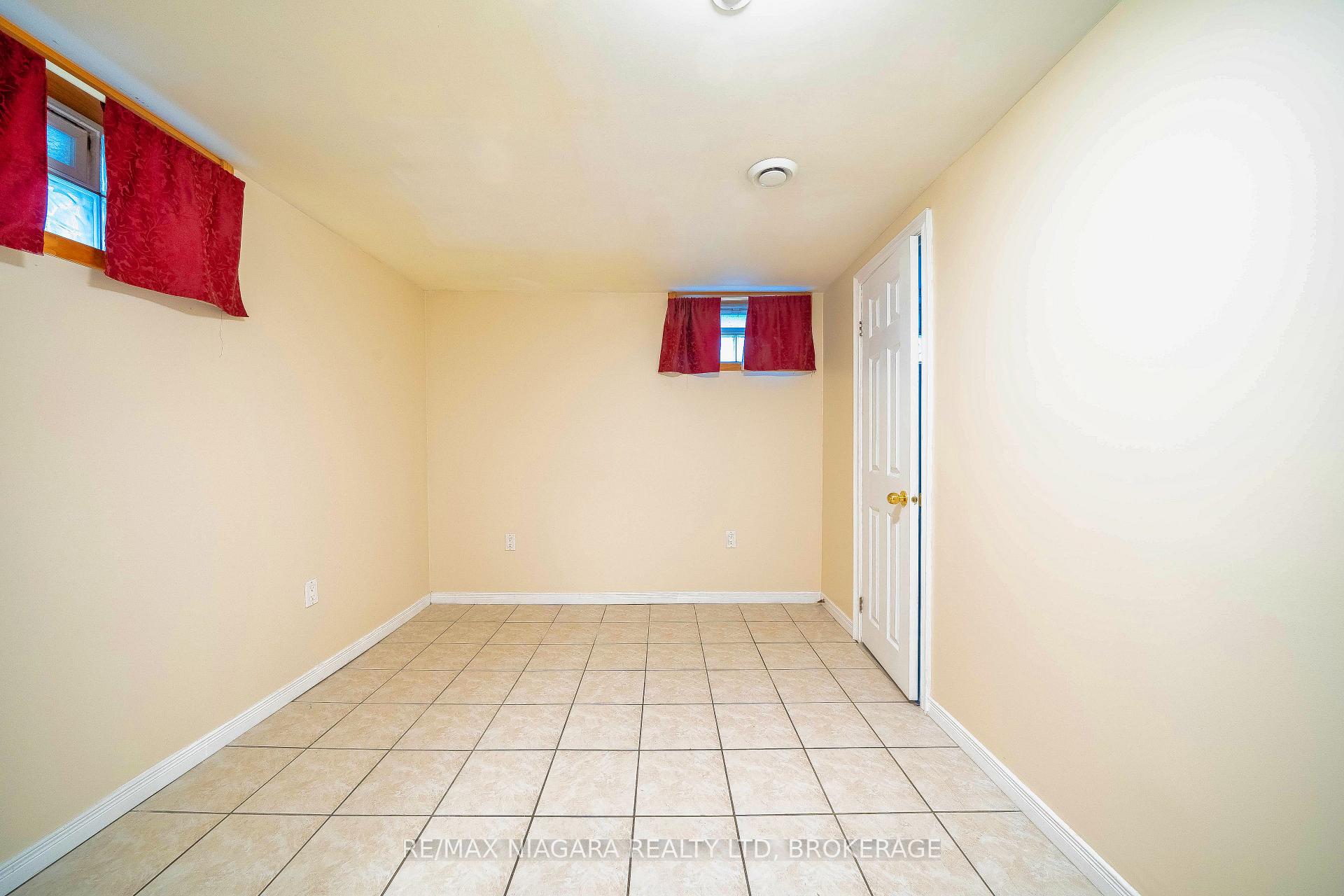 Photo 35 of 369 Glenridge Avenue, St. Catharines, Glendale/Glenridge — HOMEH