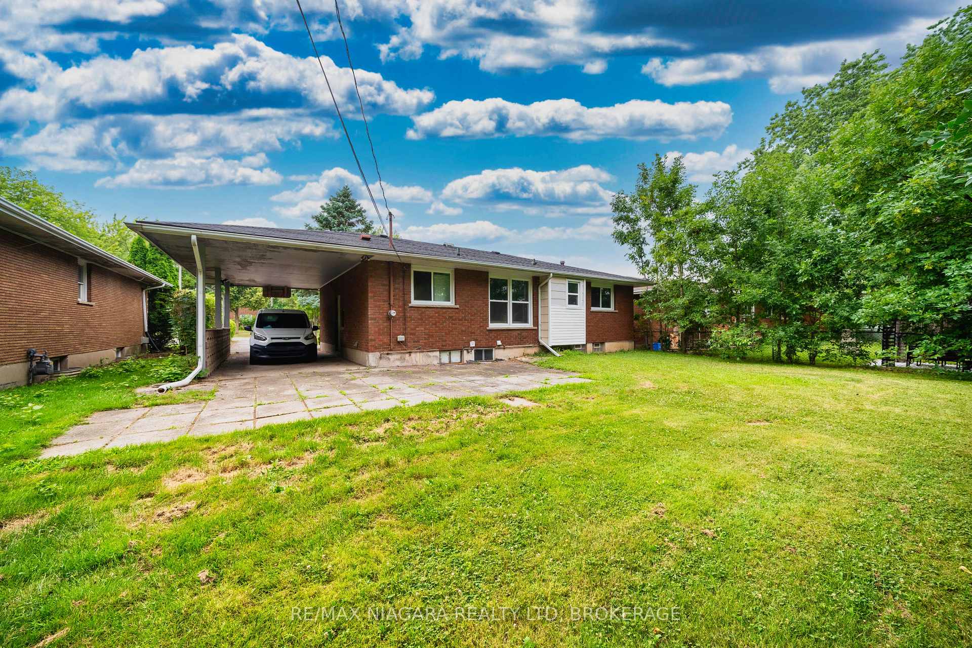 Photo 41 of 369 Glenridge Avenue, St. Catharines, Glendale/Glenridge — HOMEH