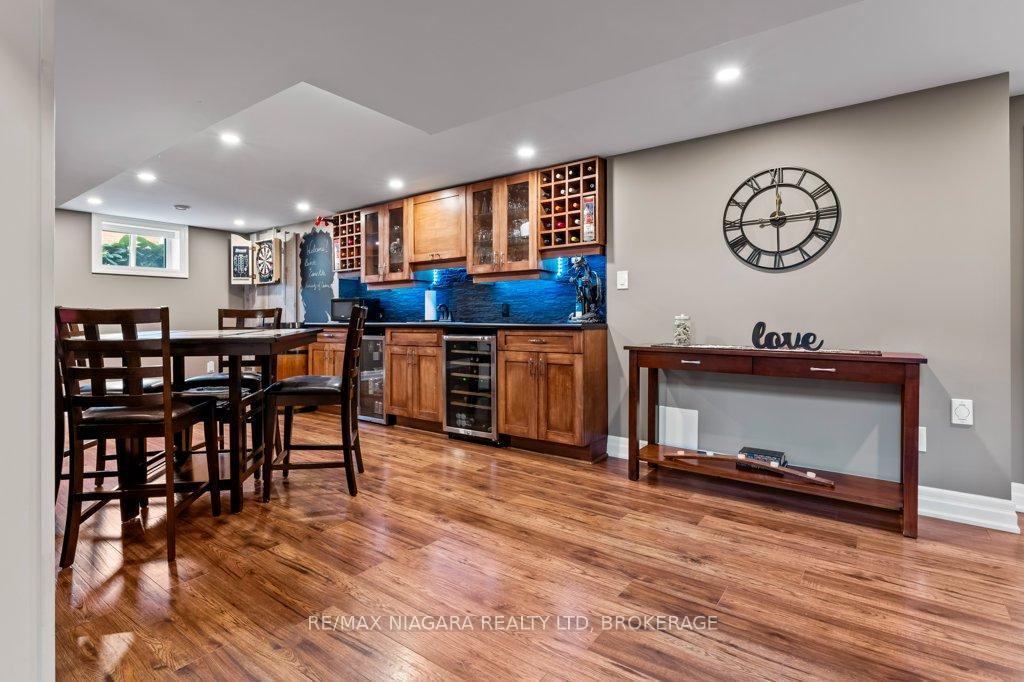 Photo 27 of 429 Grantham Avenue, St. Catharines, Vine/Linwell — HOMEH