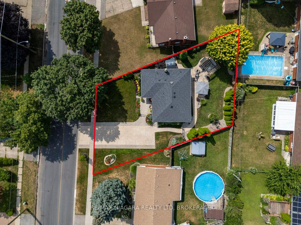 Photo 39 of 429 Grantham Avenue, St. Catharines, Vine/Linwell — HOMEH