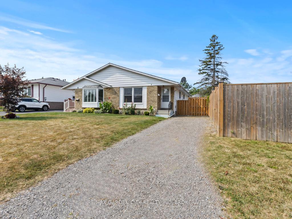 Photo 4 of 6 McCordick Drive, St. Catharines, Lakeport — HOMEH