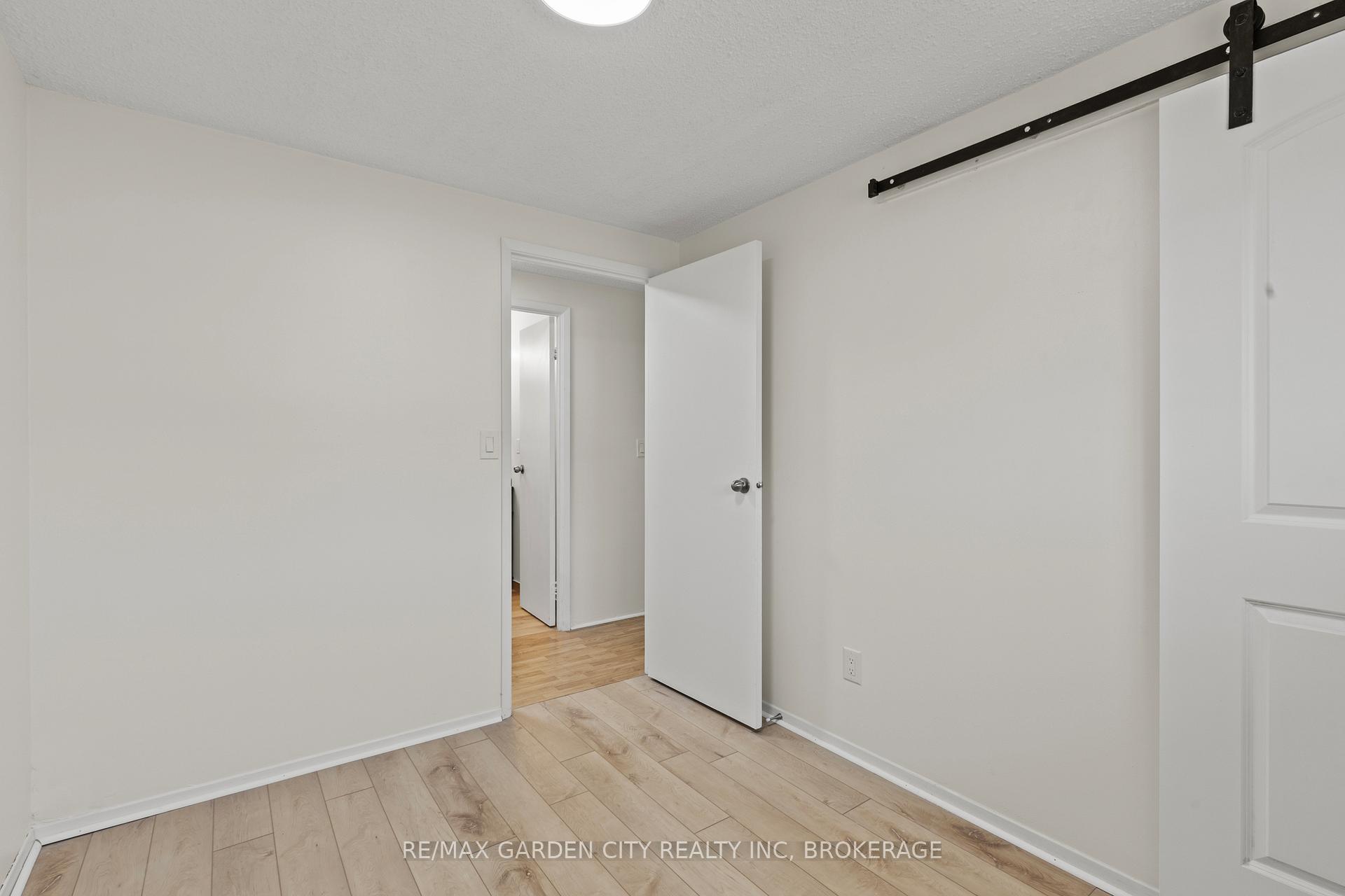Photo 19 of 6 McCordick Drive, St. Catharines, Lakeport — HOMEH