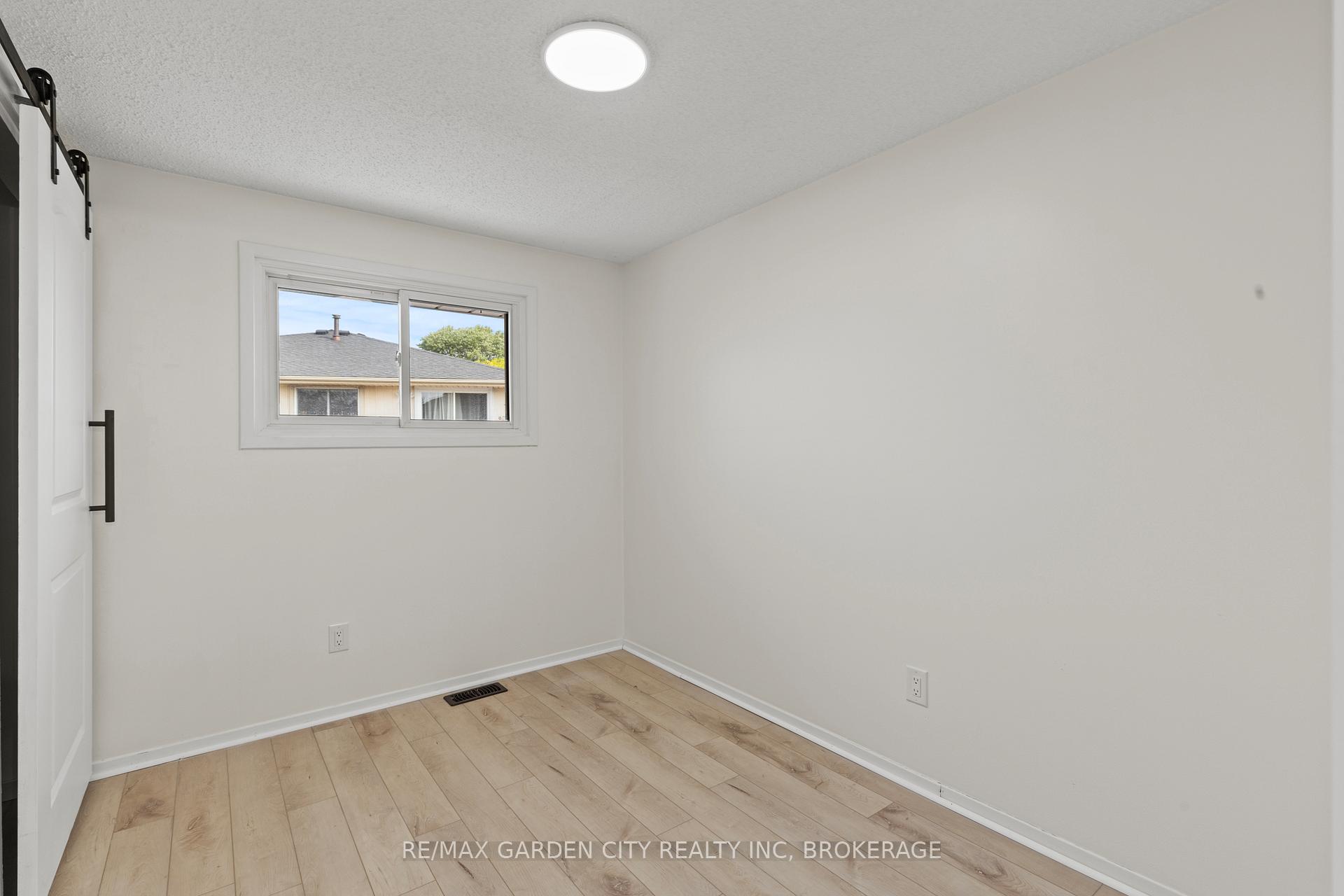 Photo 20 of 6 McCordick Drive, St. Catharines, Lakeport — HOMEH