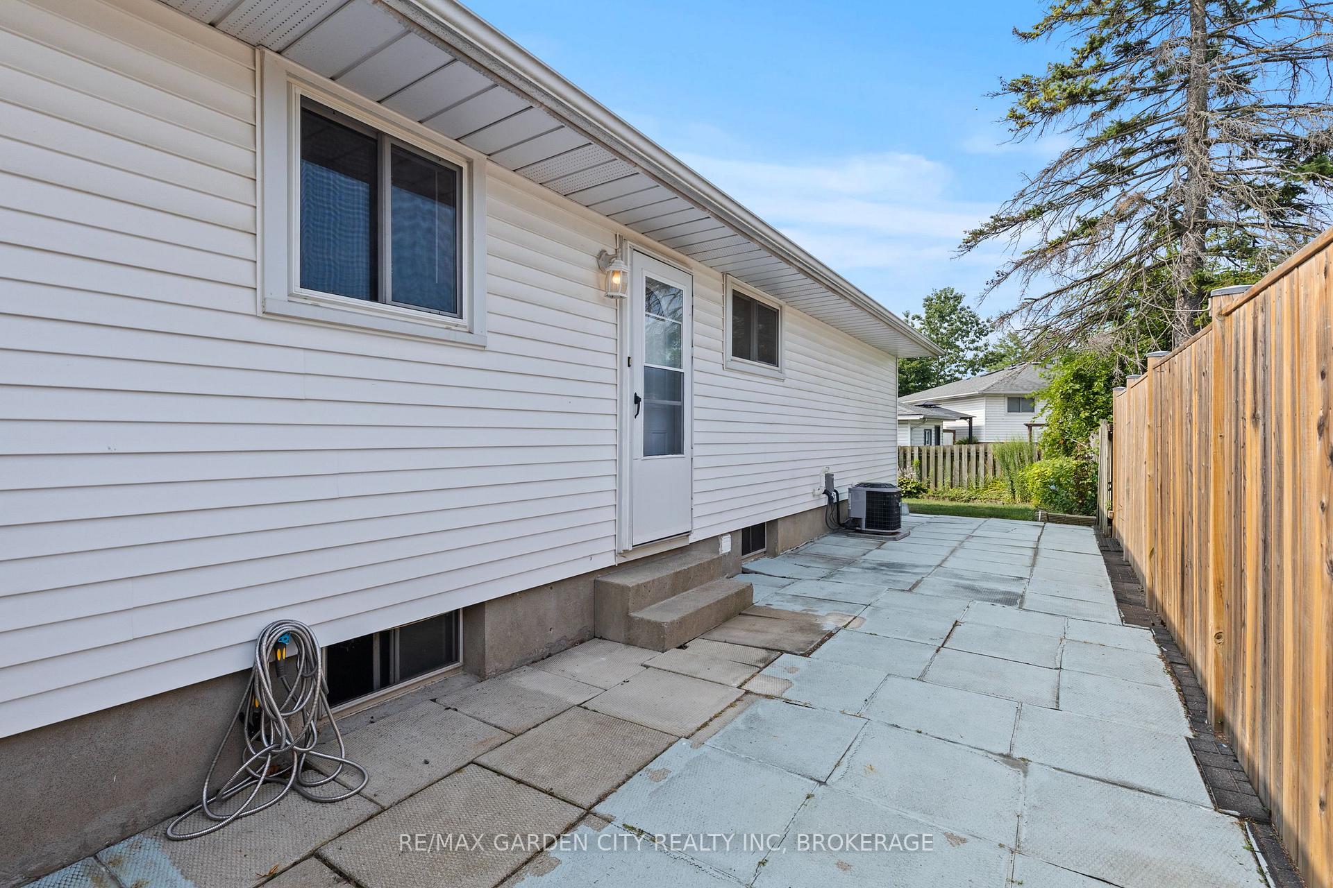 Photo 30 of 6 McCordick Drive, St. Catharines, Lakeport — HOMEH