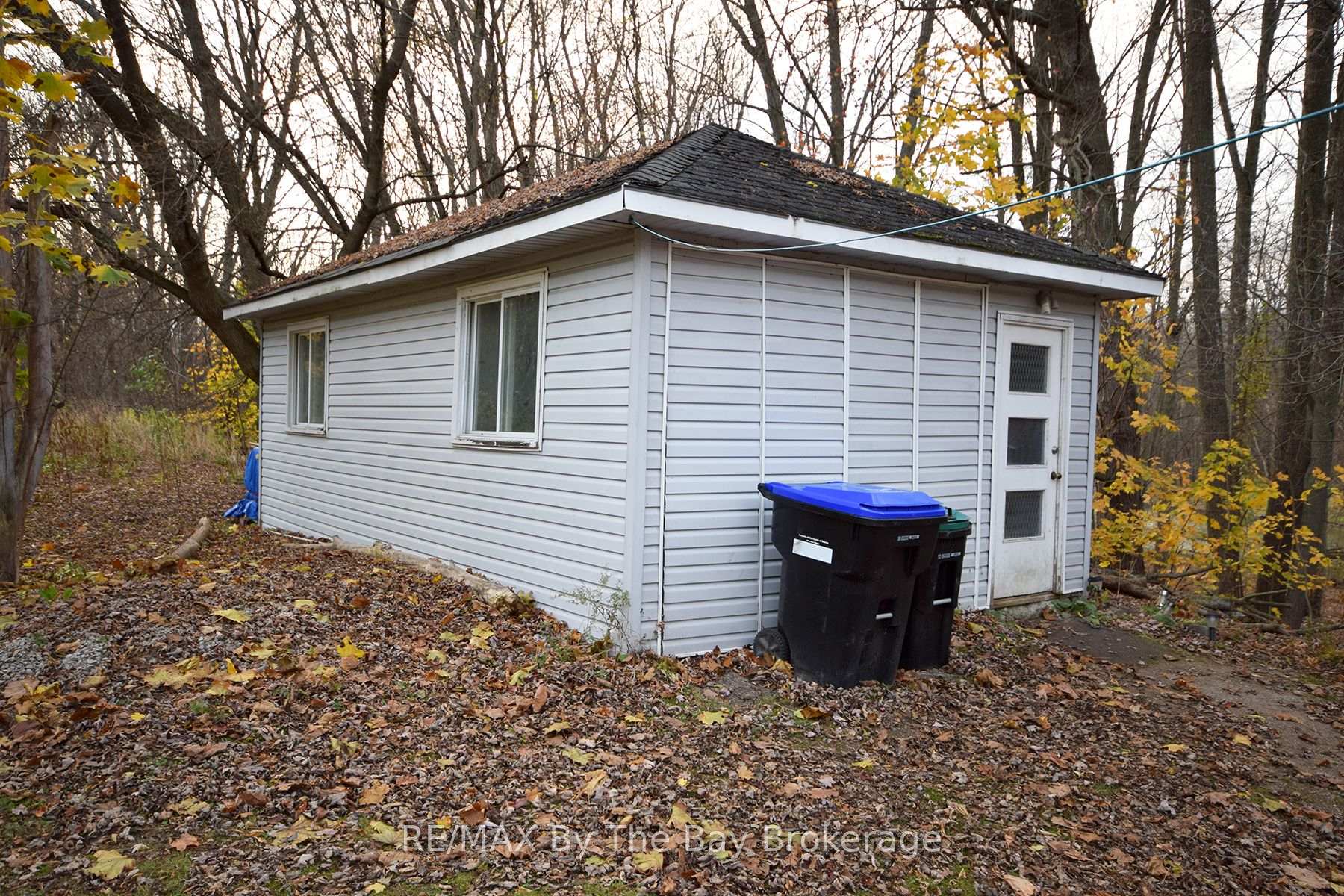 Photo 13 of 13 Innisfree Drive, Springwater, Rural Springwater — HOMEH